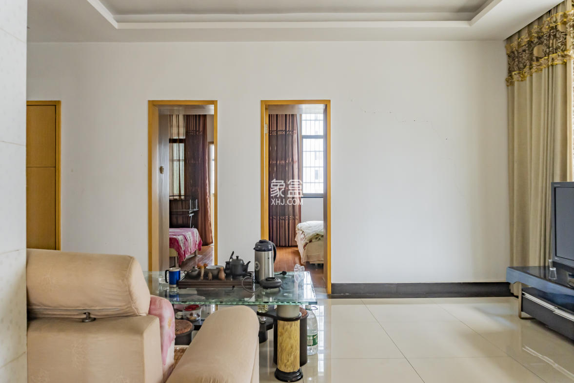 团洲蔬菜批发市场 2室2厅1卫 26.8万 团洲蔬菜批发市场 2室2厅1卫 26.8万室内图