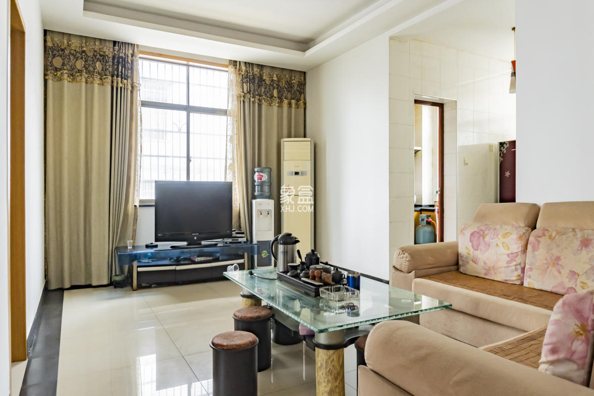 团洲蔬菜批发市场 2室2厅1卫 26.8万 团洲蔬菜批发市场 2室2厅1卫 26.8万室内图