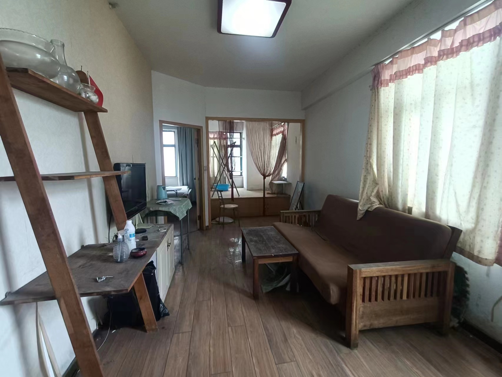 福泰国际  2室1厅1卫    25.0万 福泰国际  2室1厅1卫    25.0万室内图