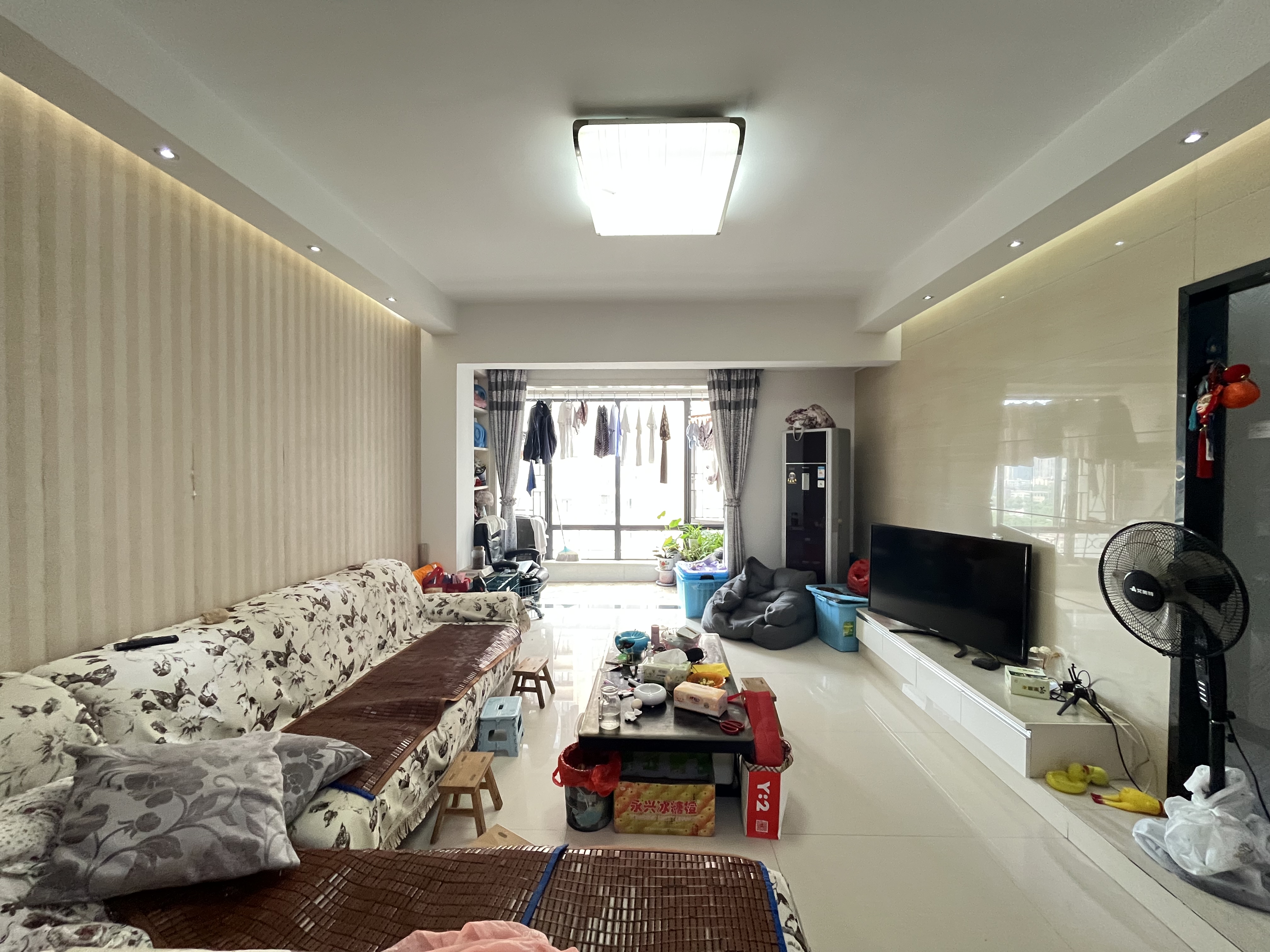 流金岁月-华晨国际 3室2厅2卫 89.8万 流金岁月-华晨国际 3室2厅2卫 89.8万室内图