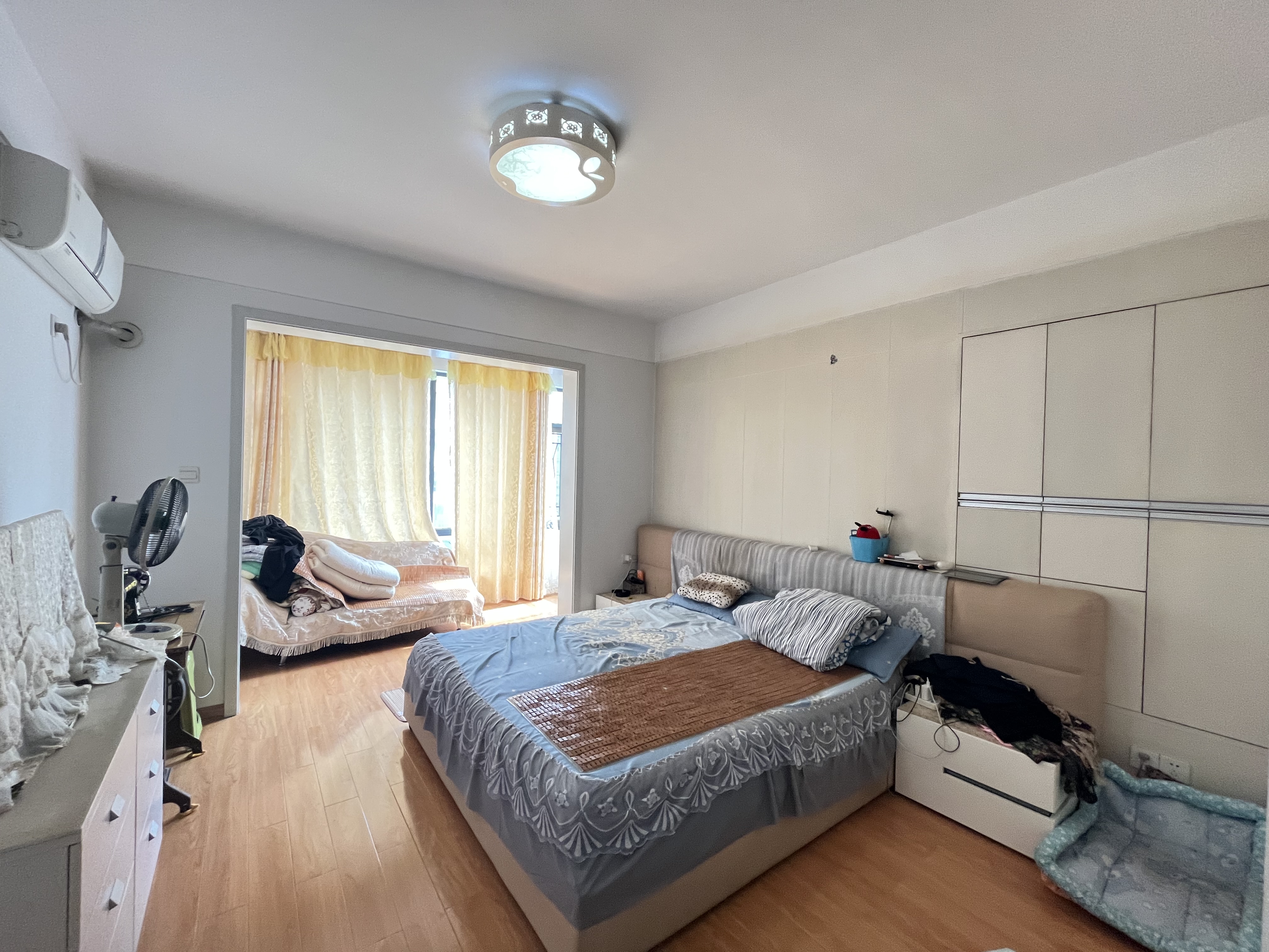 流金岁月-华晨国际 3室2厅2卫 89.8万 流金岁月-华晨国际 3室2厅2卫 89.8万室内图