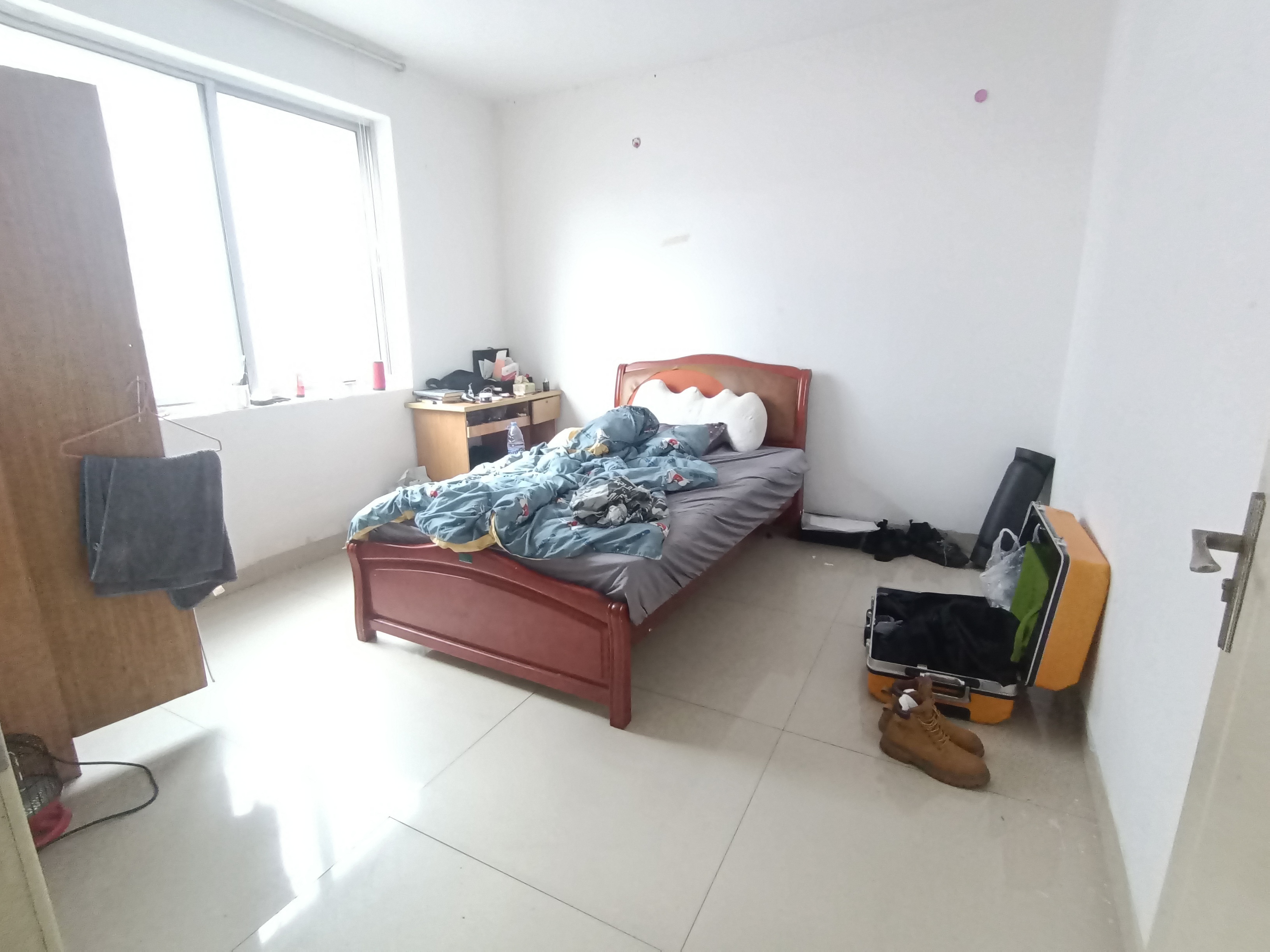 人民路散盘 3室2厅2卫 58.0万 人民路散盘 3室2厅2卫 58.0万室内图