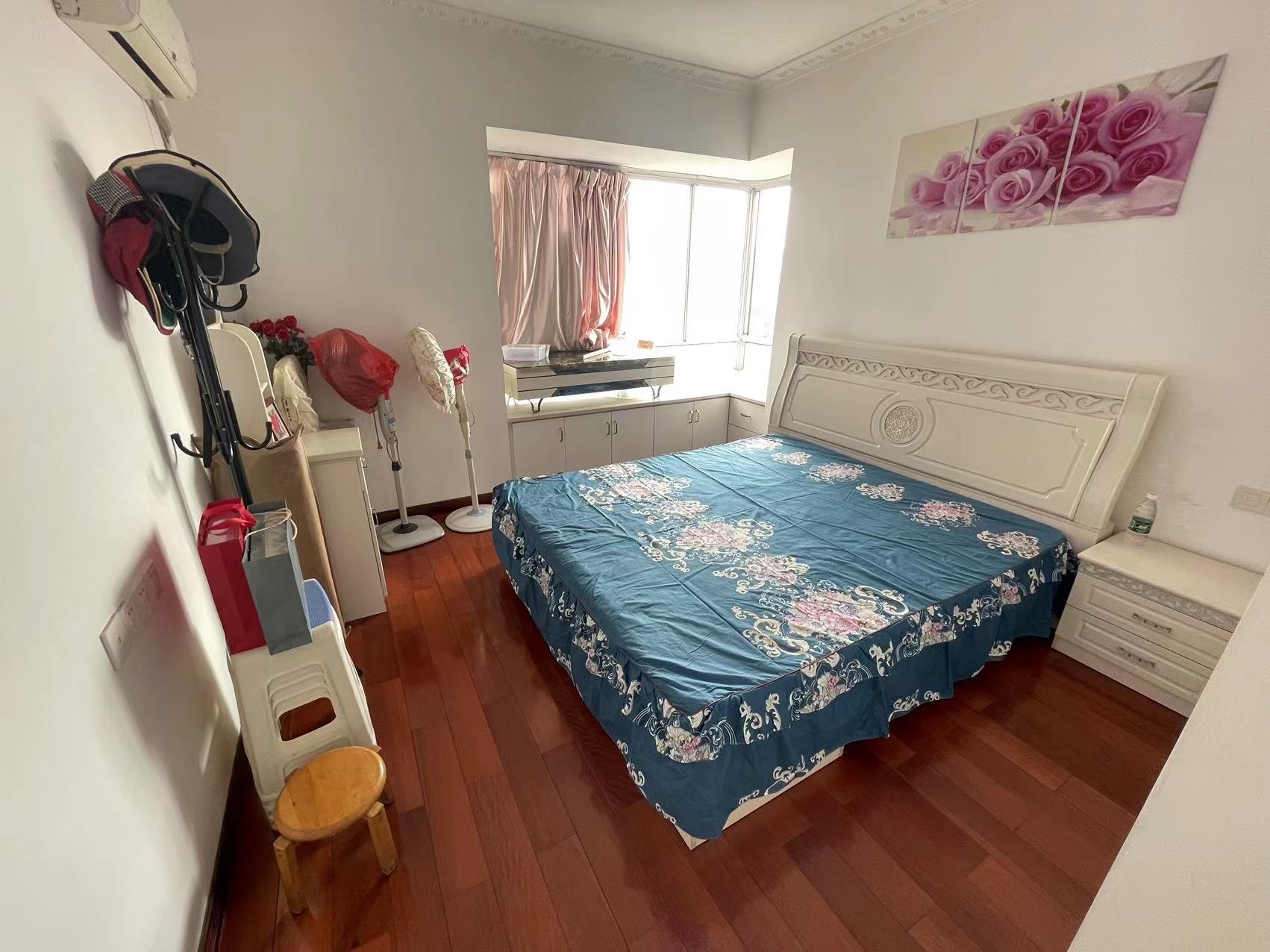 山河锦园 3室2厅2卫 62.0万 山河锦园 3室2厅2卫 62.0万室内图