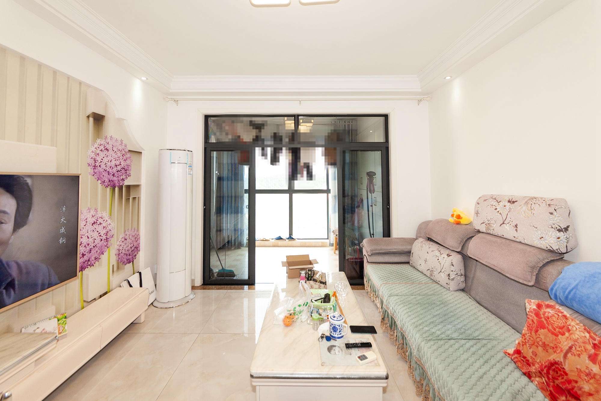 珠江东方明珠(新地东方明珠)三期 2室2厅1卫 78.0万 珠江东方明珠(新地东方明珠)三期 2室2厅1卫 78.0万客厅