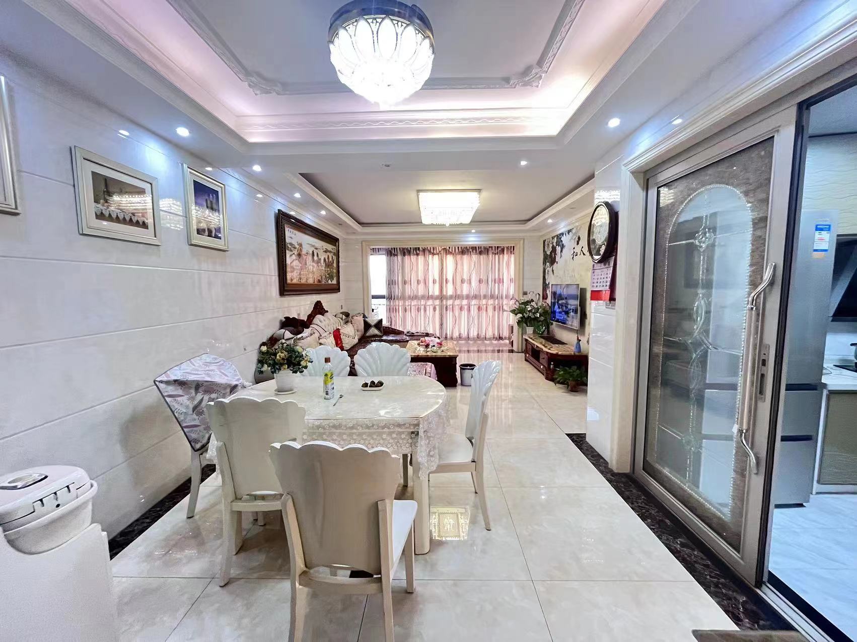 金碧花园 3室2厅2卫 75.0万 金碧花园 3室2厅2卫 75.0万室内图