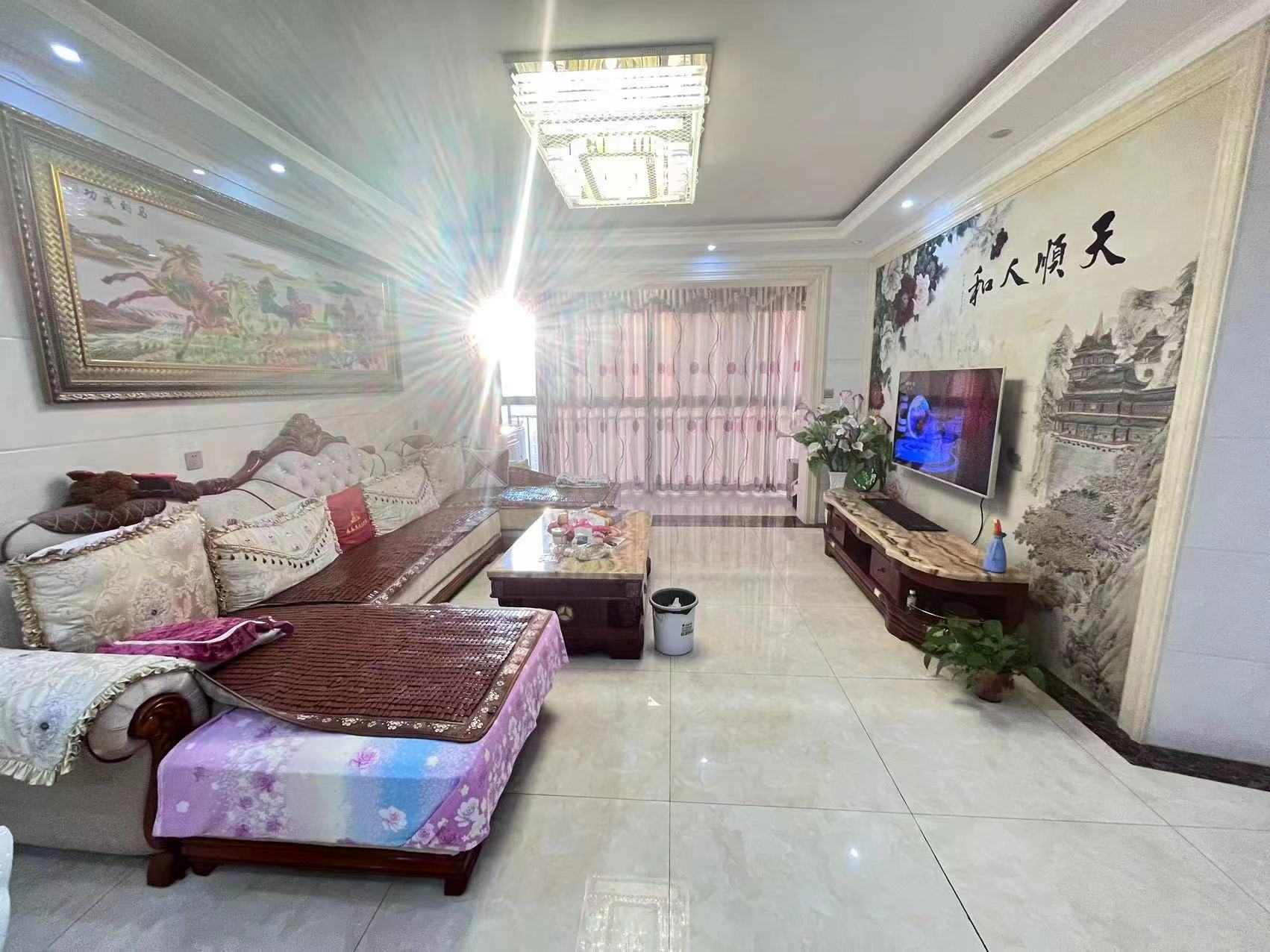 金碧花园 3室2厅2卫 75.0万 金碧花园 3室2厅2卫 75.0万室内图