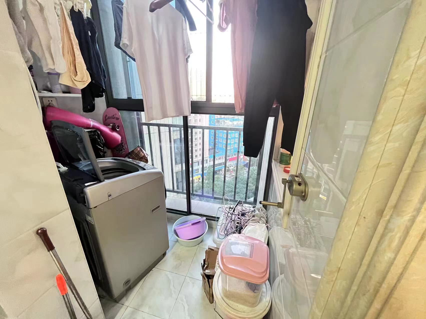 金碧花园 3室2厅2卫 75.0万 金碧花园 3室2厅2卫 75.0万室内图