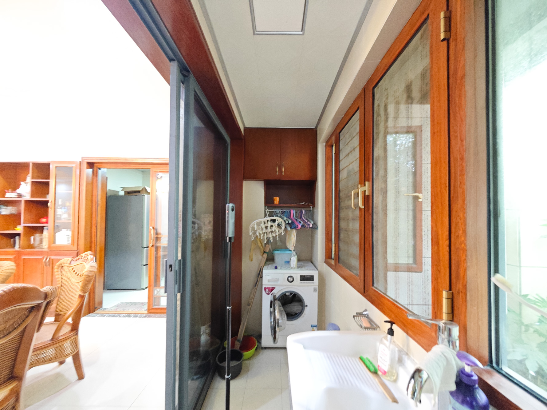 奥林匹克花园 4室2厅2卫 218.0万 奥林匹克花园 4室2厅2卫 218.0万其他