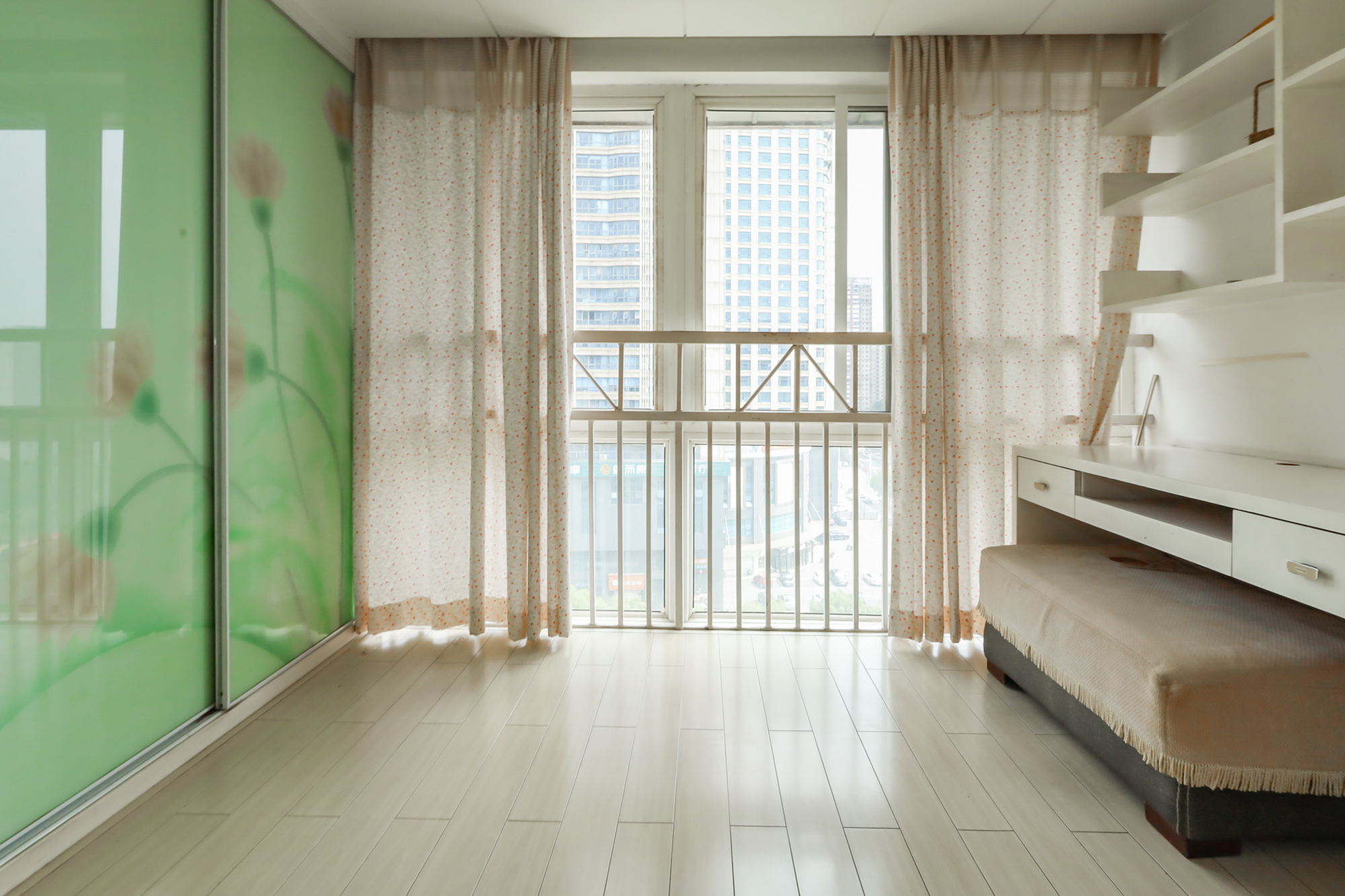 枫林美景  2室2厅1卫   80.00万阳台