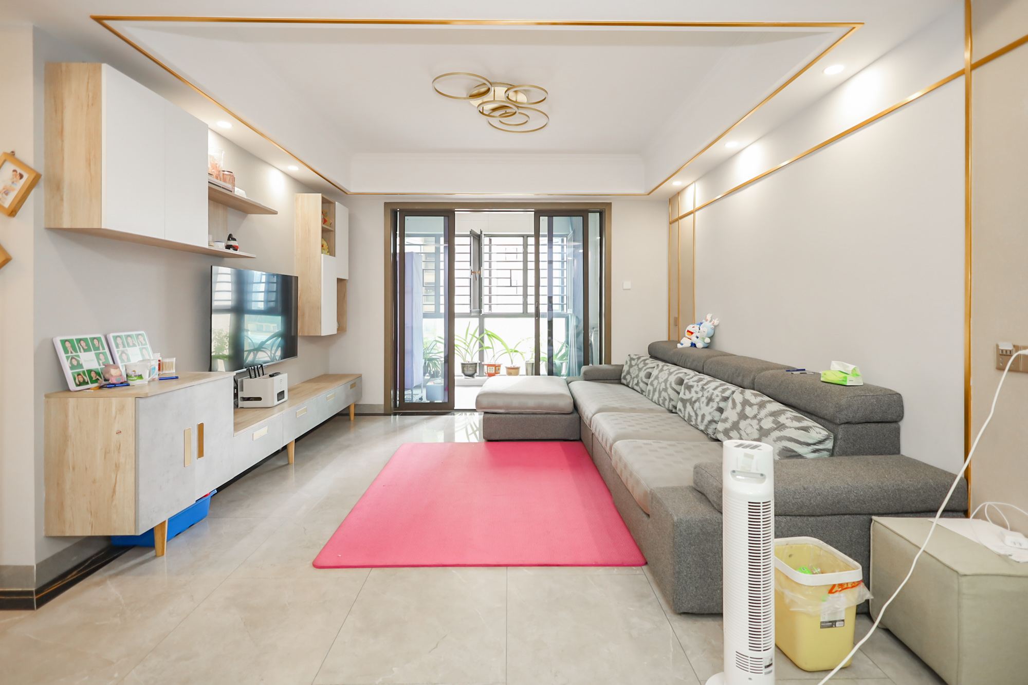 奥克斯缔壹城  3室2厅2卫    128.0万 奥克斯缔壹城  3室2厅2卫    128.0万客厅