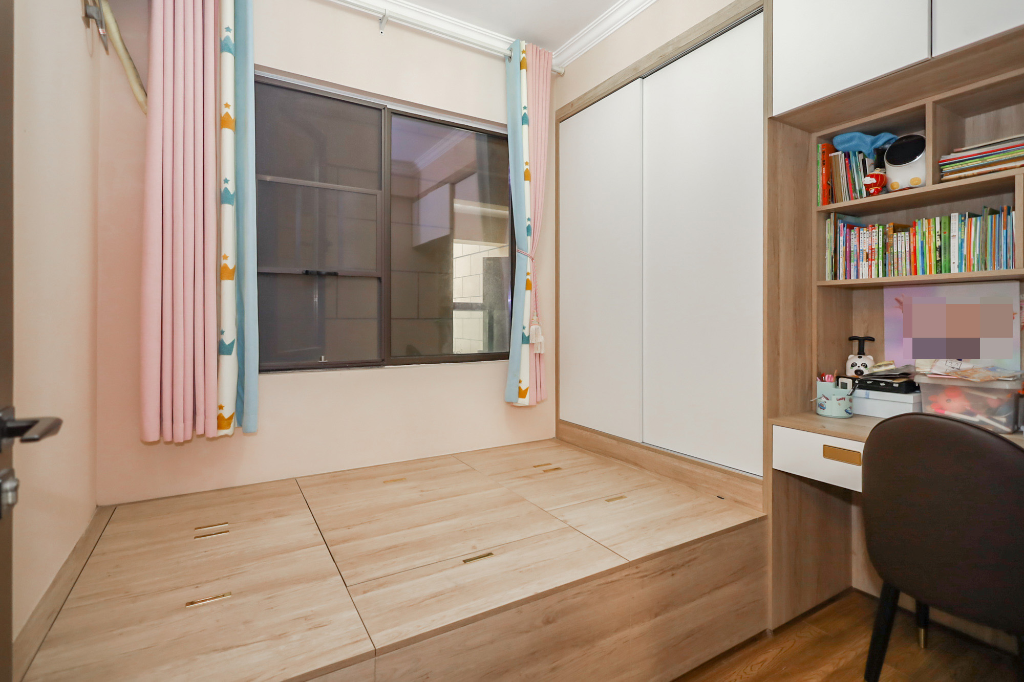 奥克斯缔壹城  3室2厅2卫    128.0万 奥克斯缔壹城  3室2厅2卫    128.0万卧室