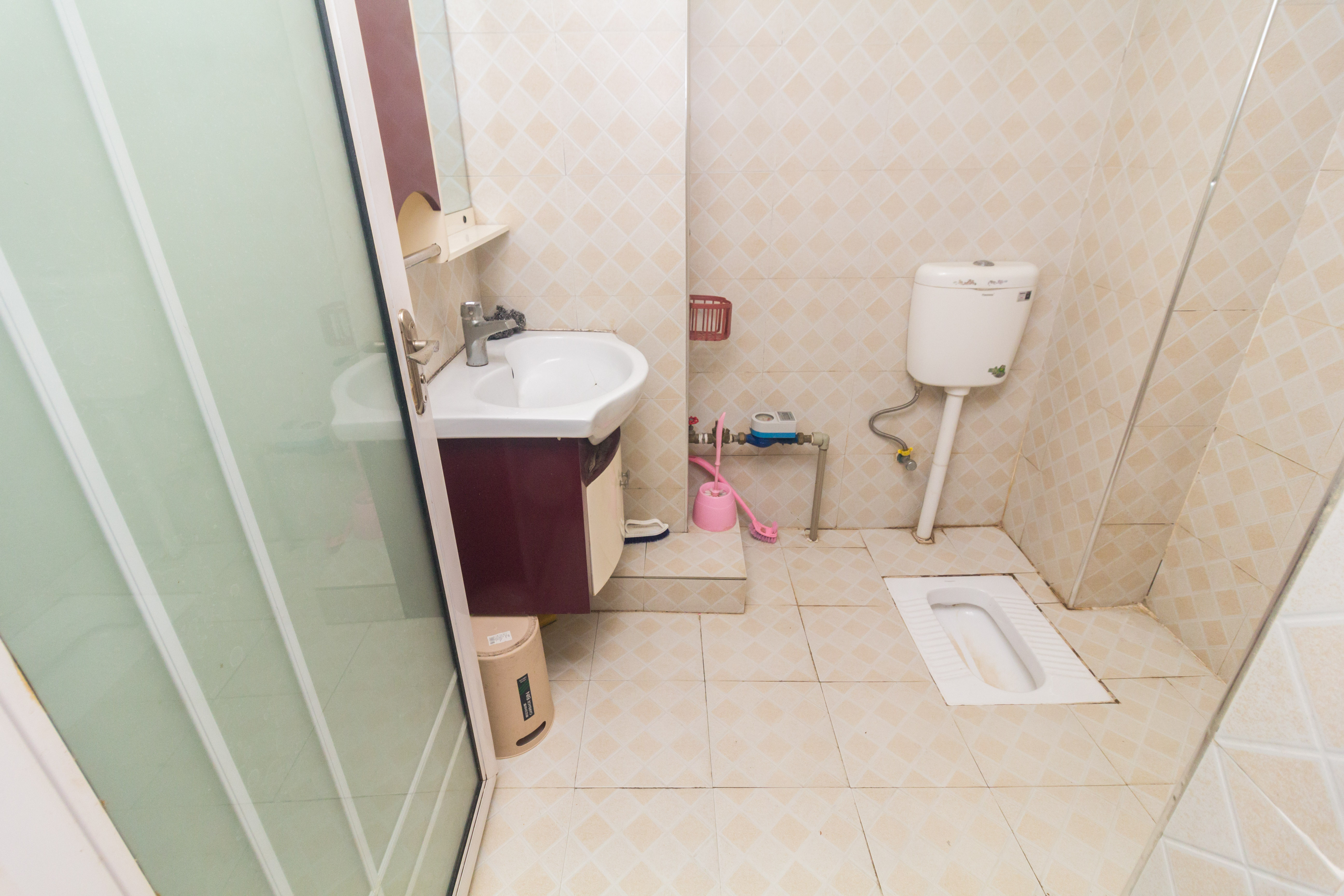 光明城市(星辰青年城)  1室1厅1卫    20.79万 光明城市(星辰青年城)  1室1厅1卫    20.79万卫生间