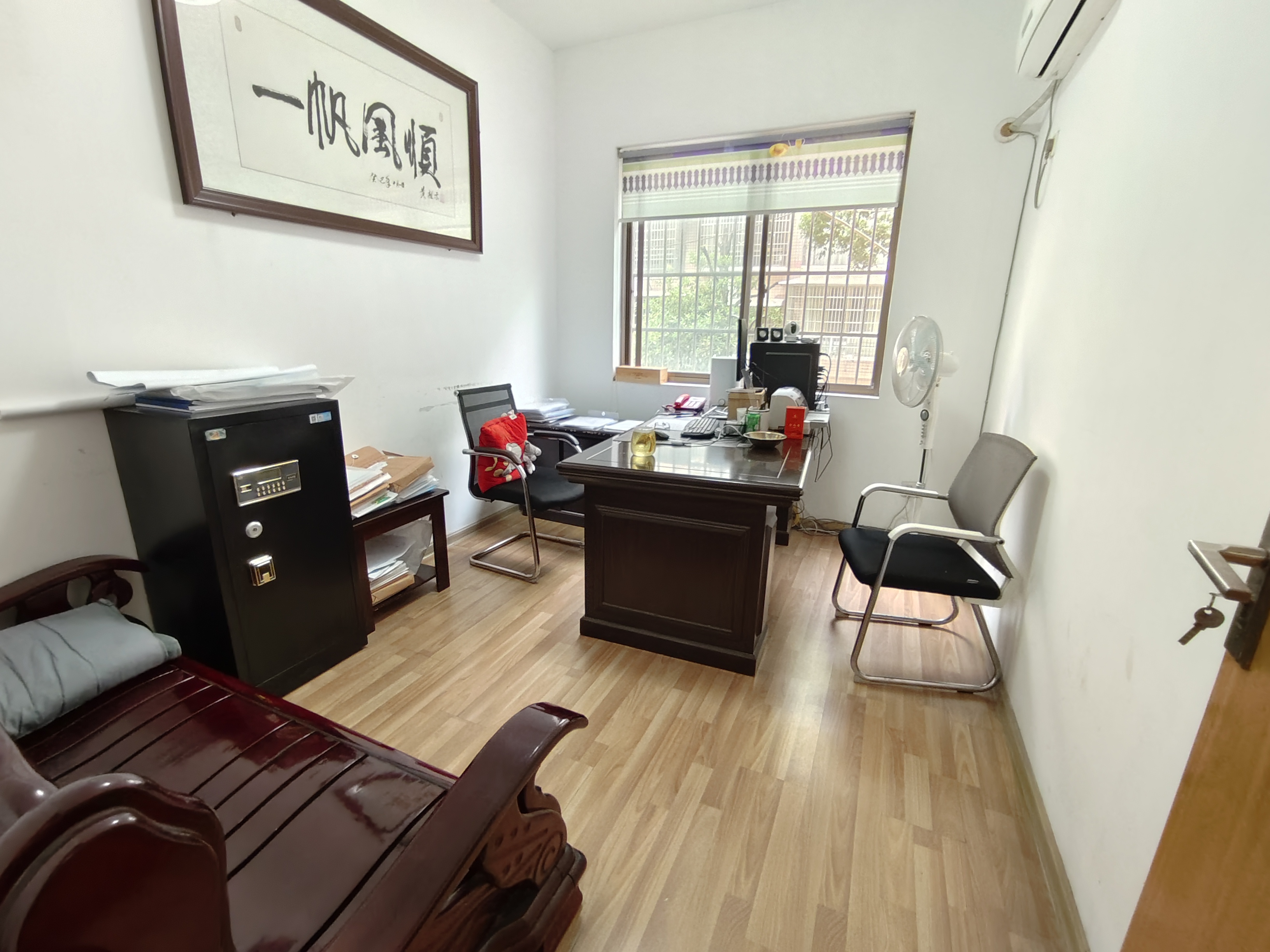 欣佳花园 5室2厅2卫 90.0万 欣佳花园 5室2厅2卫 90.0万室内图