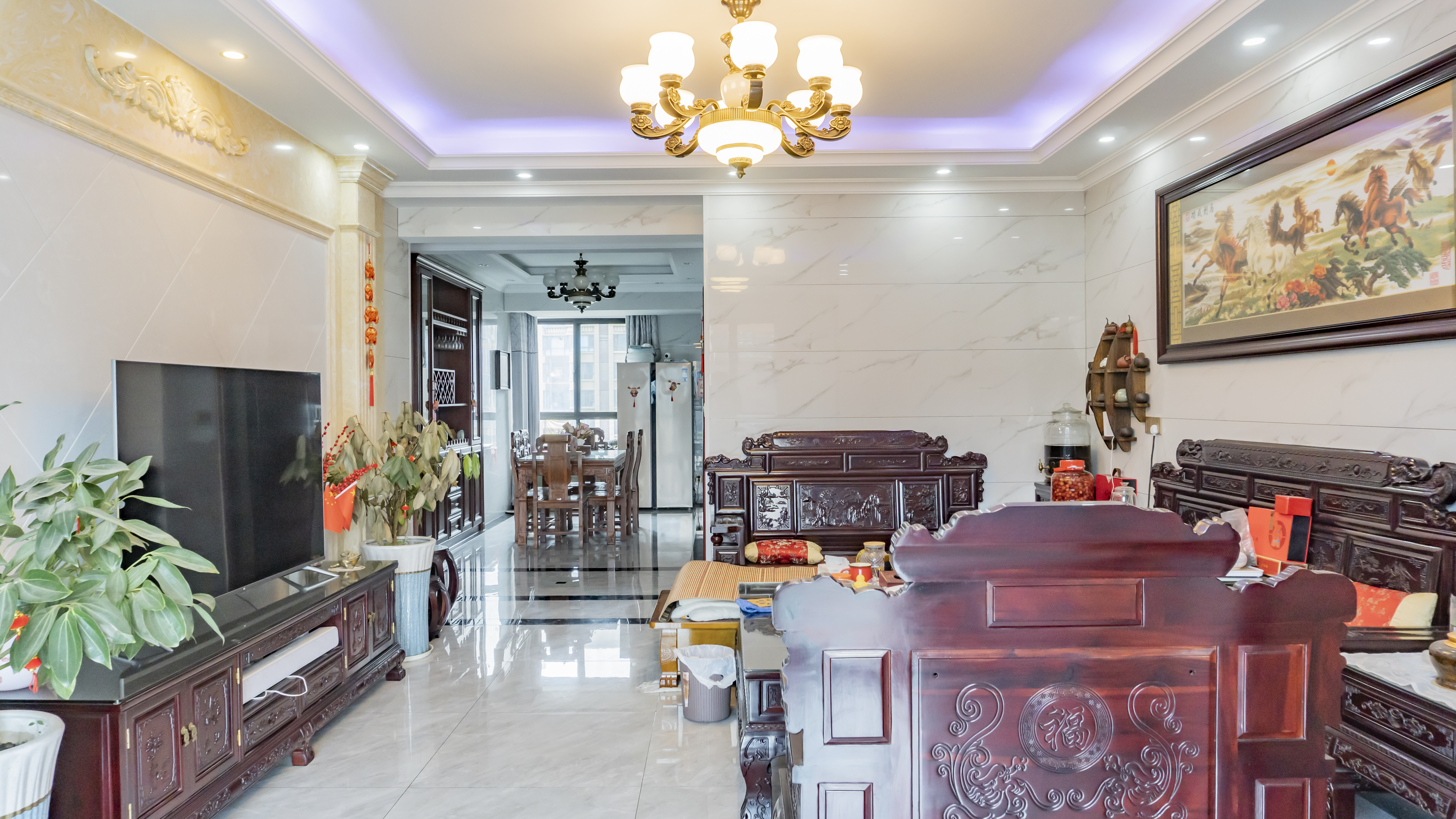 铂金汉宫  4室2厅2卫    99.8万 铂金汉宫  4室2厅2卫    99.8万室内图