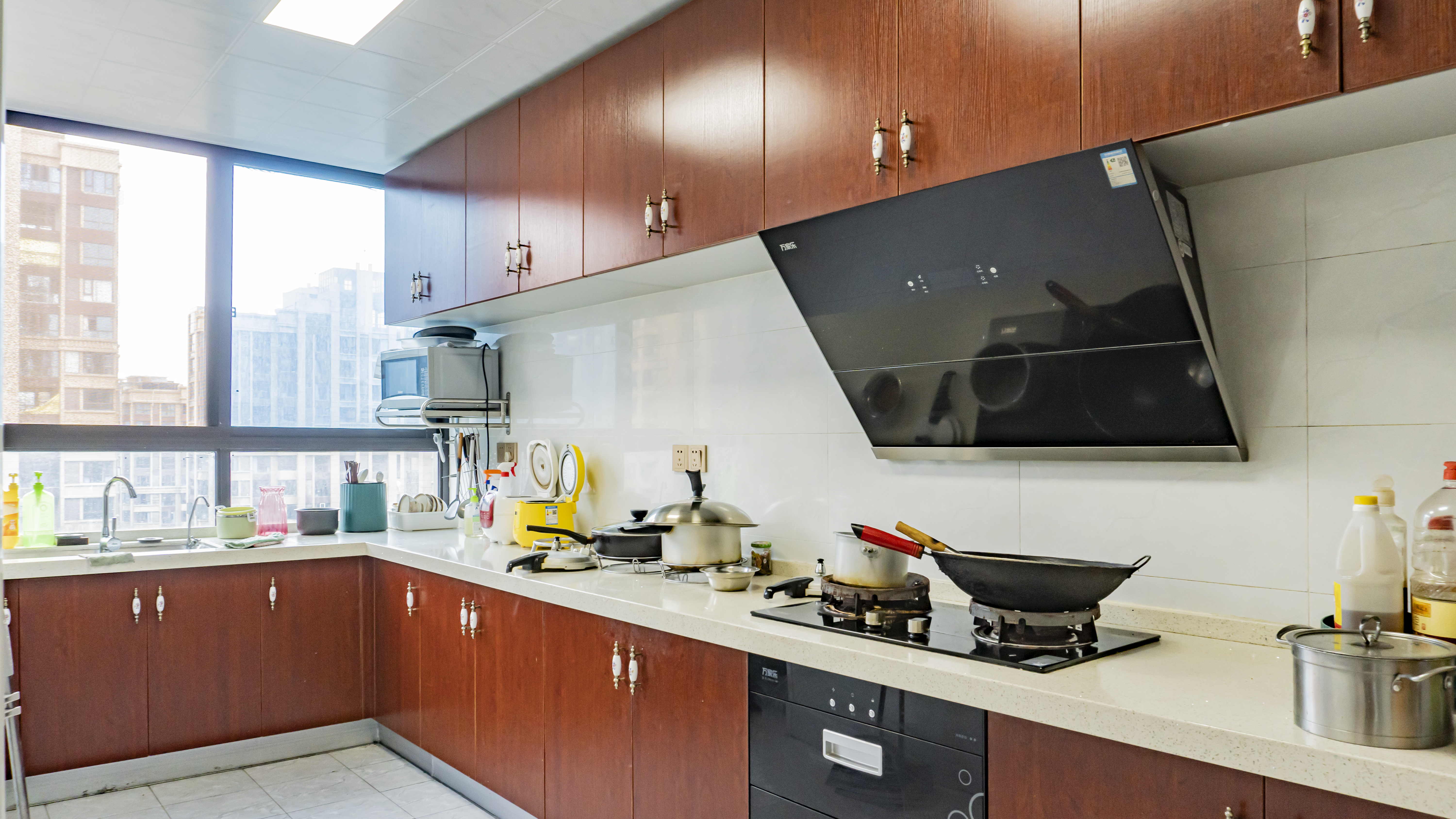 铂金汉宫  4室2厅2卫    99.8万 铂金汉宫  4室2厅2卫    99.8万室内图