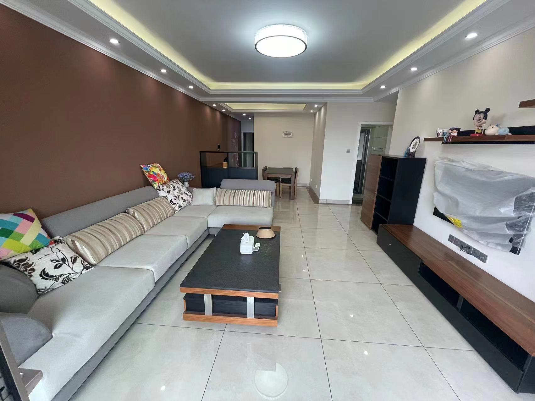 庐山春天二期曼城 3室2厅1卫 56.8万 庐山春天二期曼城 3室2厅1卫 56.8万室内图