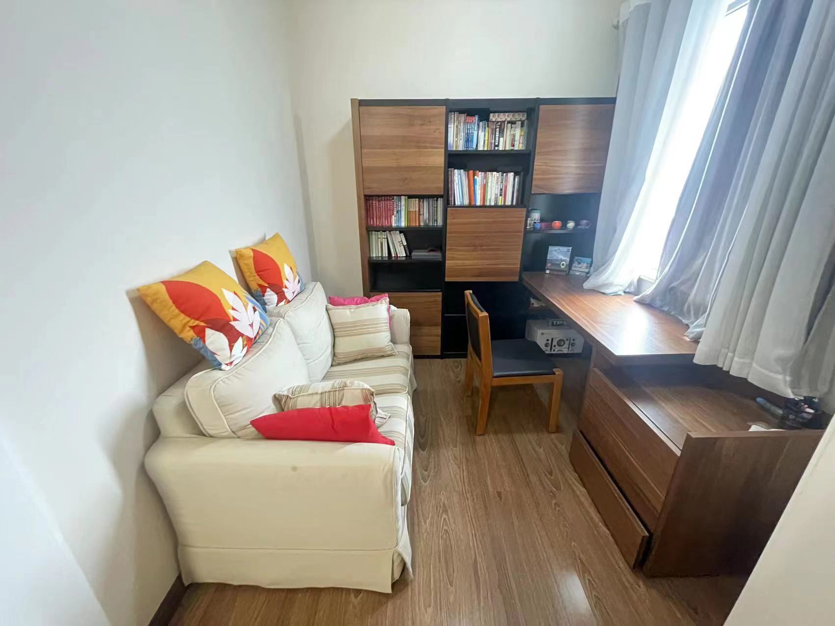 庐山春天二期曼城 3室2厅1卫 56.8万 庐山春天二期曼城 3室2厅1卫 56.8万室内图