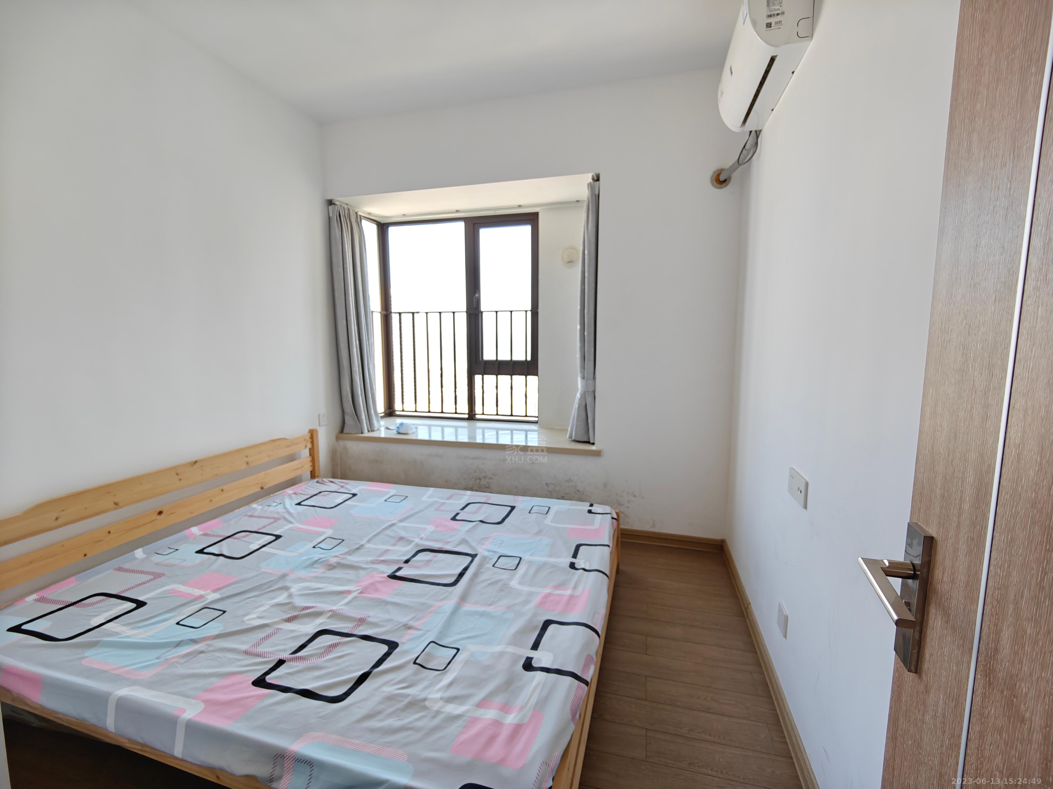 蓝溪谷 3室2厅2卫 1900.0元/月 蓝溪谷 3室2厅2卫 1900.0元/月室内图