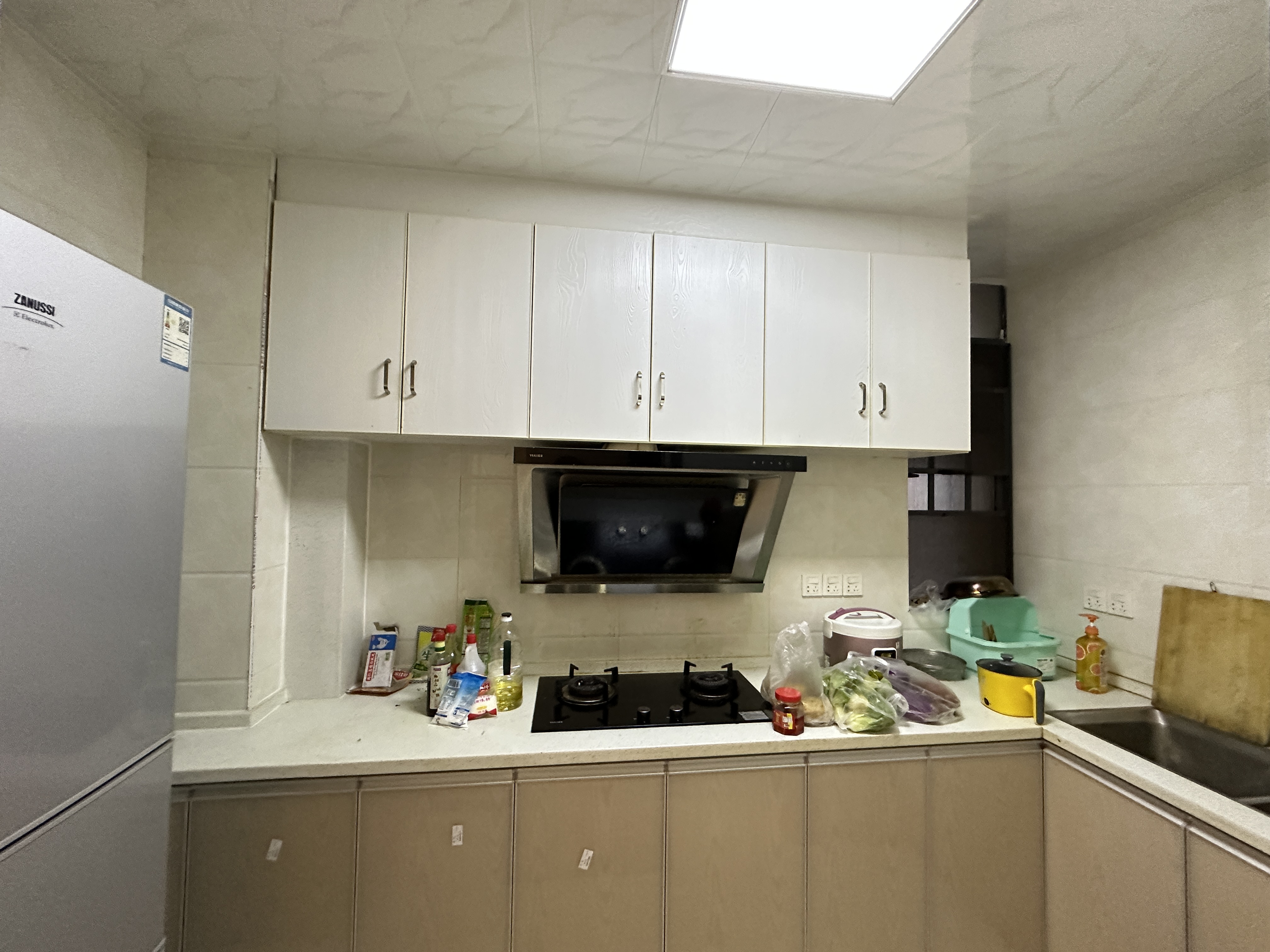 流金岁月-华晨国际 3室2厅2卫 65.0万 流金岁月-华晨国际 3室2厅2卫 65.0万室内图