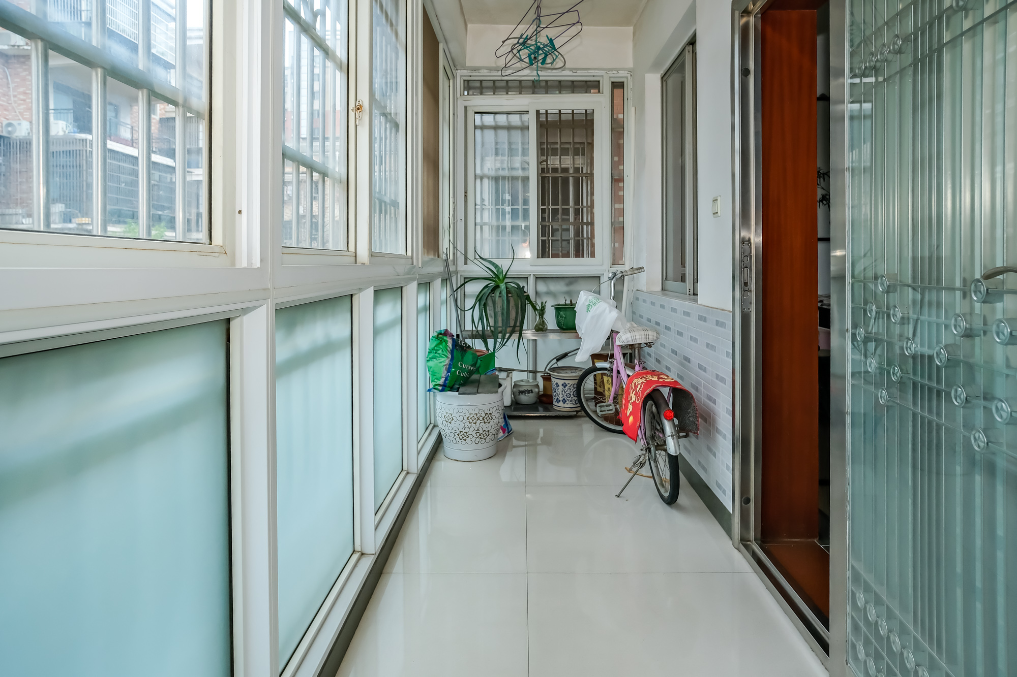 星沙商业步行街 4室2厅2卫 92.19万 星沙商业步行街 4室2厅2卫 92.19万阳台