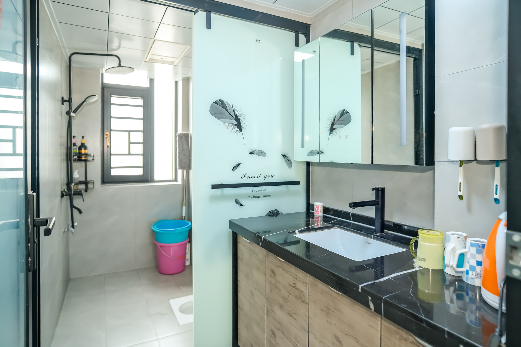 山水湾 4室2厅2卫 120.00万 山水湾 4室2厅2卫 120.00万卫生间