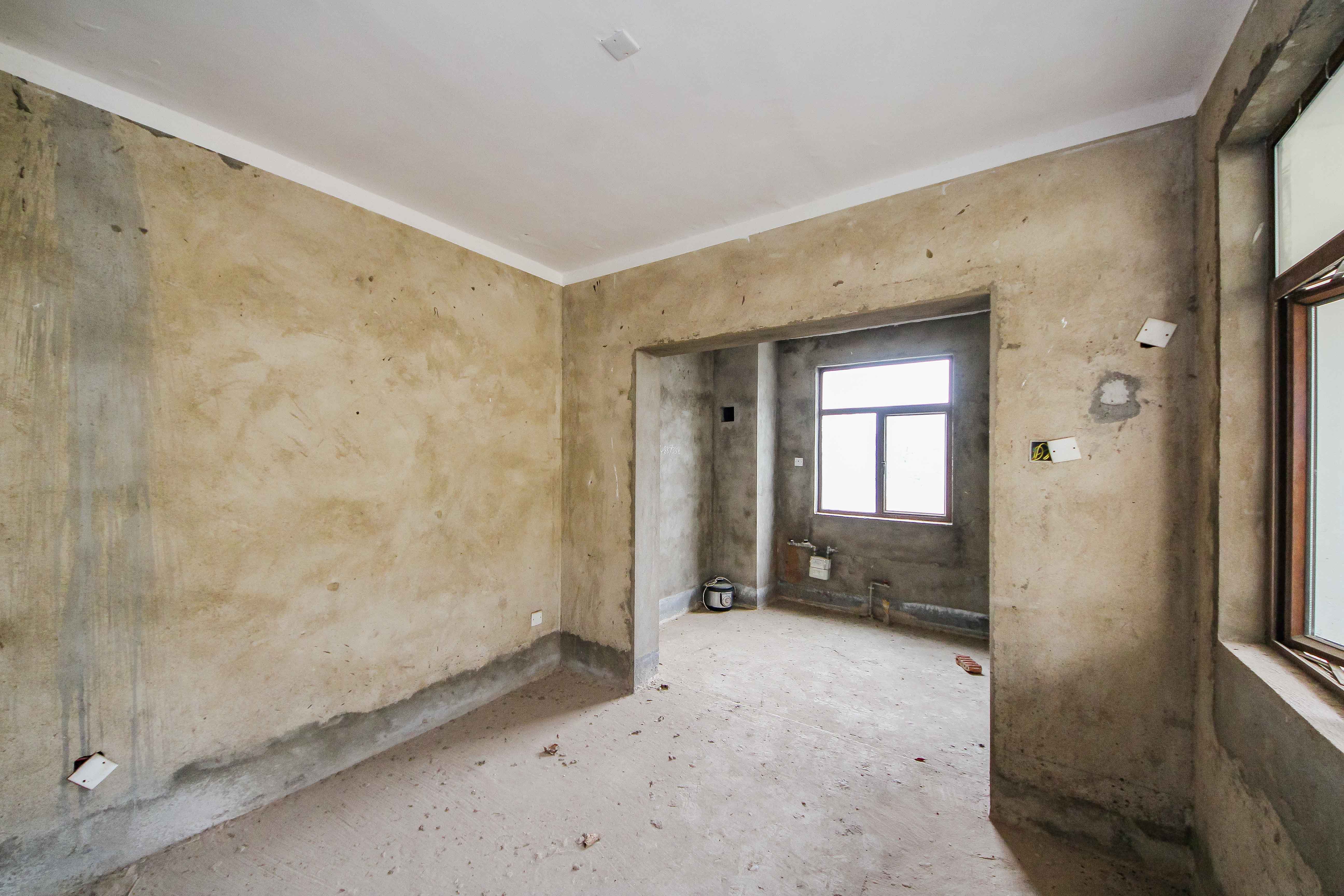 麓山恋迪亚溪谷 6室2厅3卫 328.0万 麓山恋迪亚溪谷 6室2厅3卫 328.0万客厅