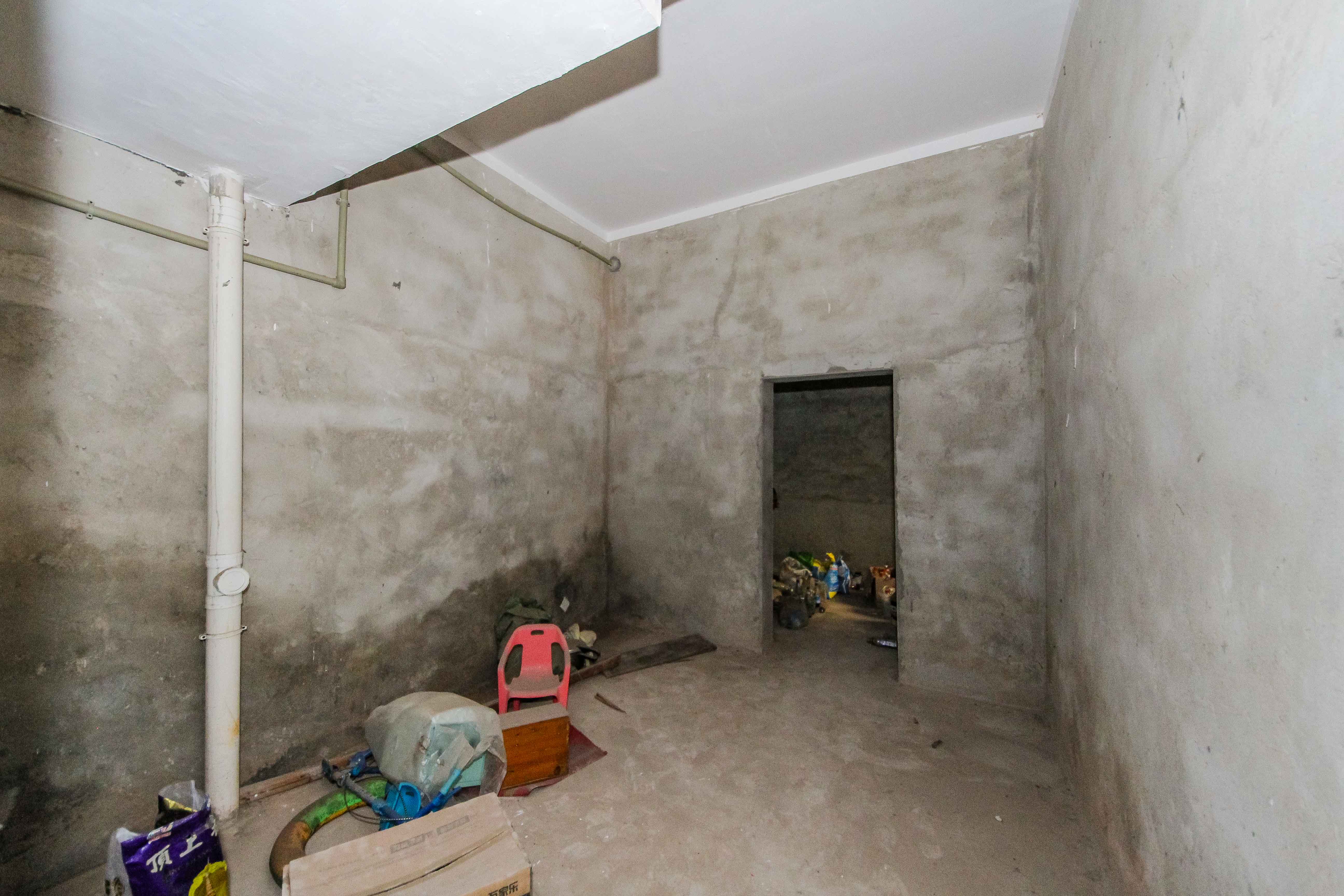 麓山恋迪亚溪谷 6室2厅3卫 328.0万 麓山恋迪亚溪谷 6室2厅3卫 328.0万其他