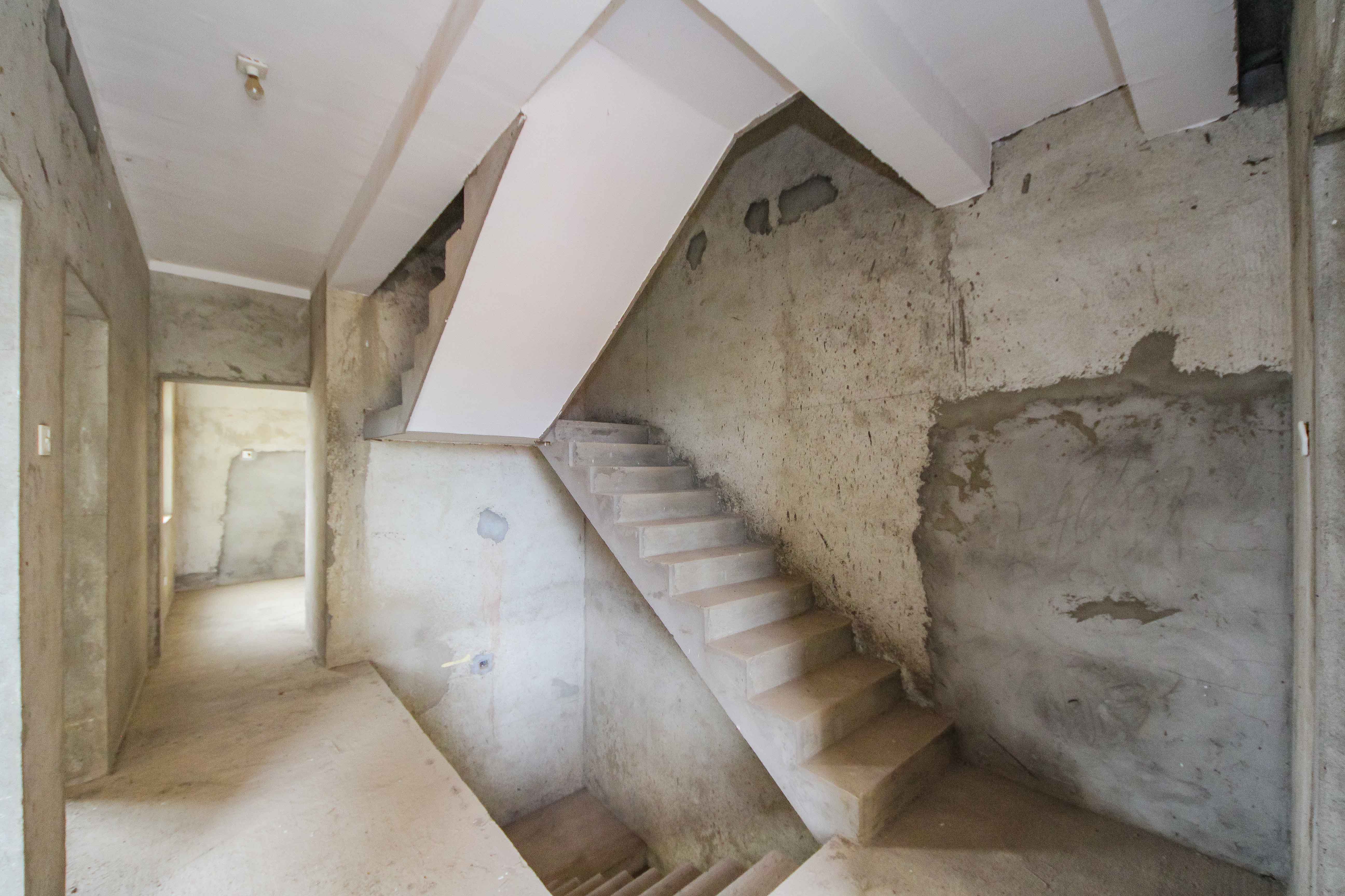 麓山恋迪亚溪谷 6室2厅3卫 328.0万 麓山恋迪亚溪谷 6室2厅3卫 328.0万其他