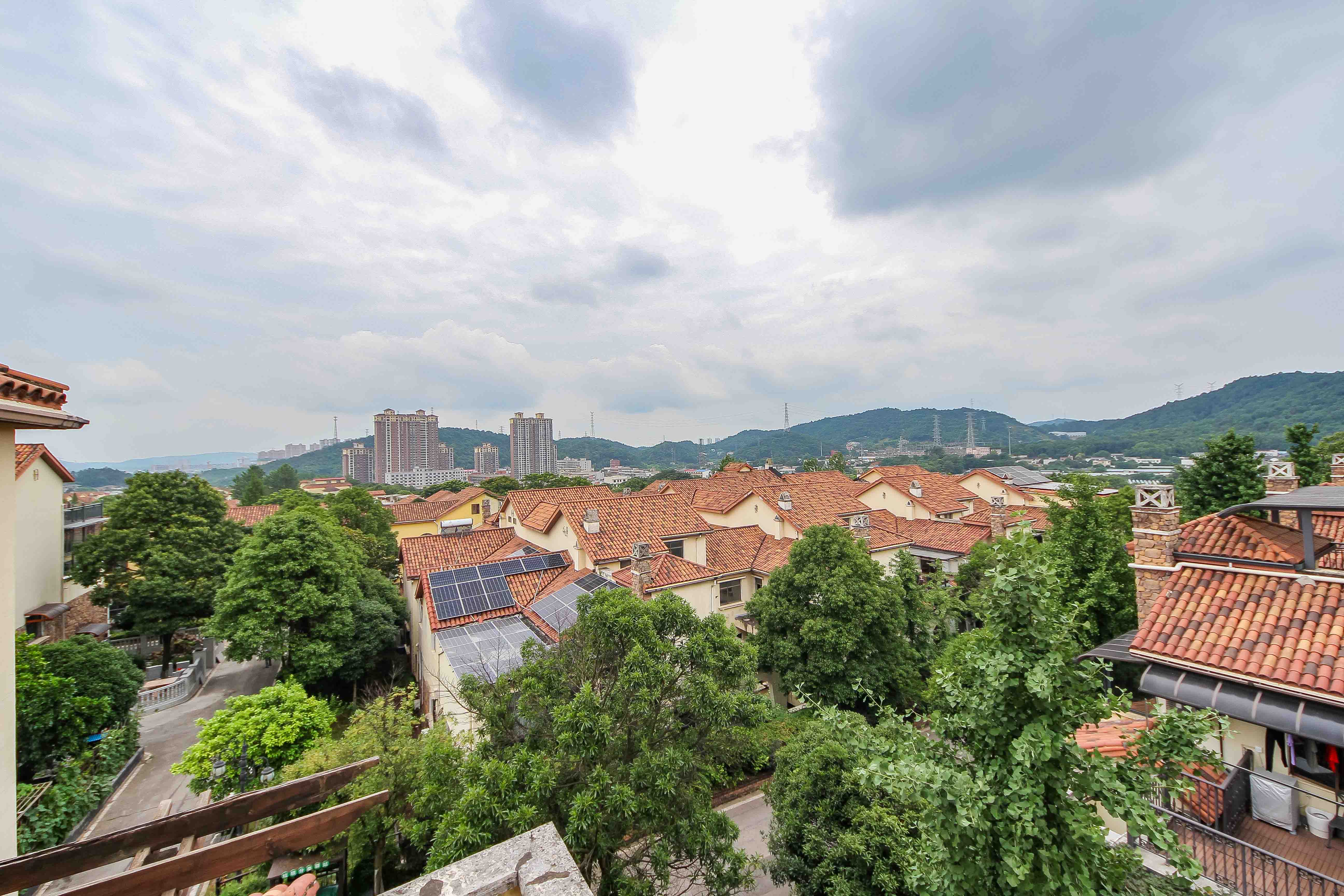 麓山恋迪亚溪谷 6室2厅3卫 328.0万 麓山恋迪亚溪谷 6室2厅3卫 328.0万其他