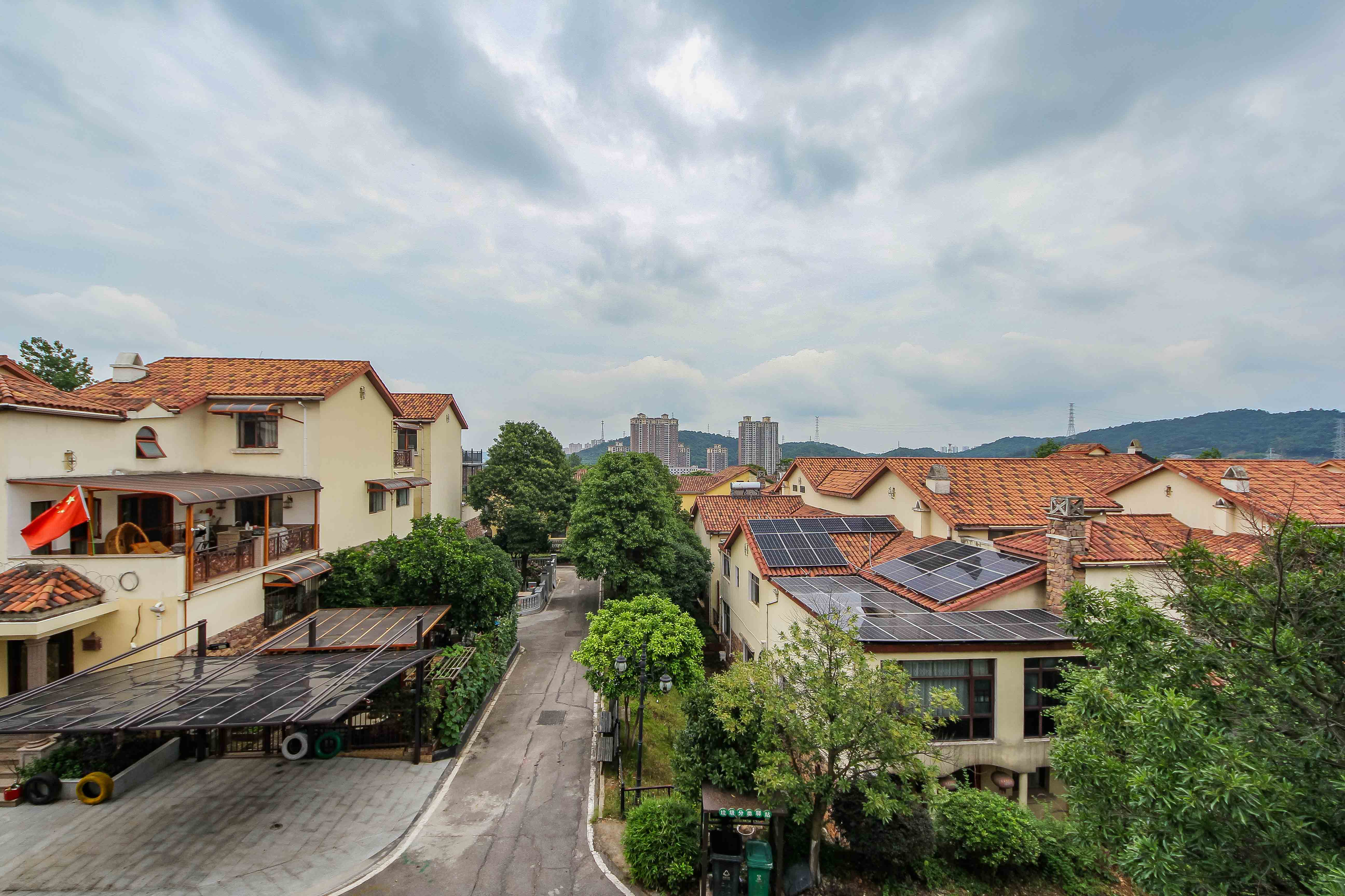 麓山恋迪亚溪谷 6室2厅3卫 328.0万 麓山恋迪亚溪谷 6室2厅3卫 328.0万其他