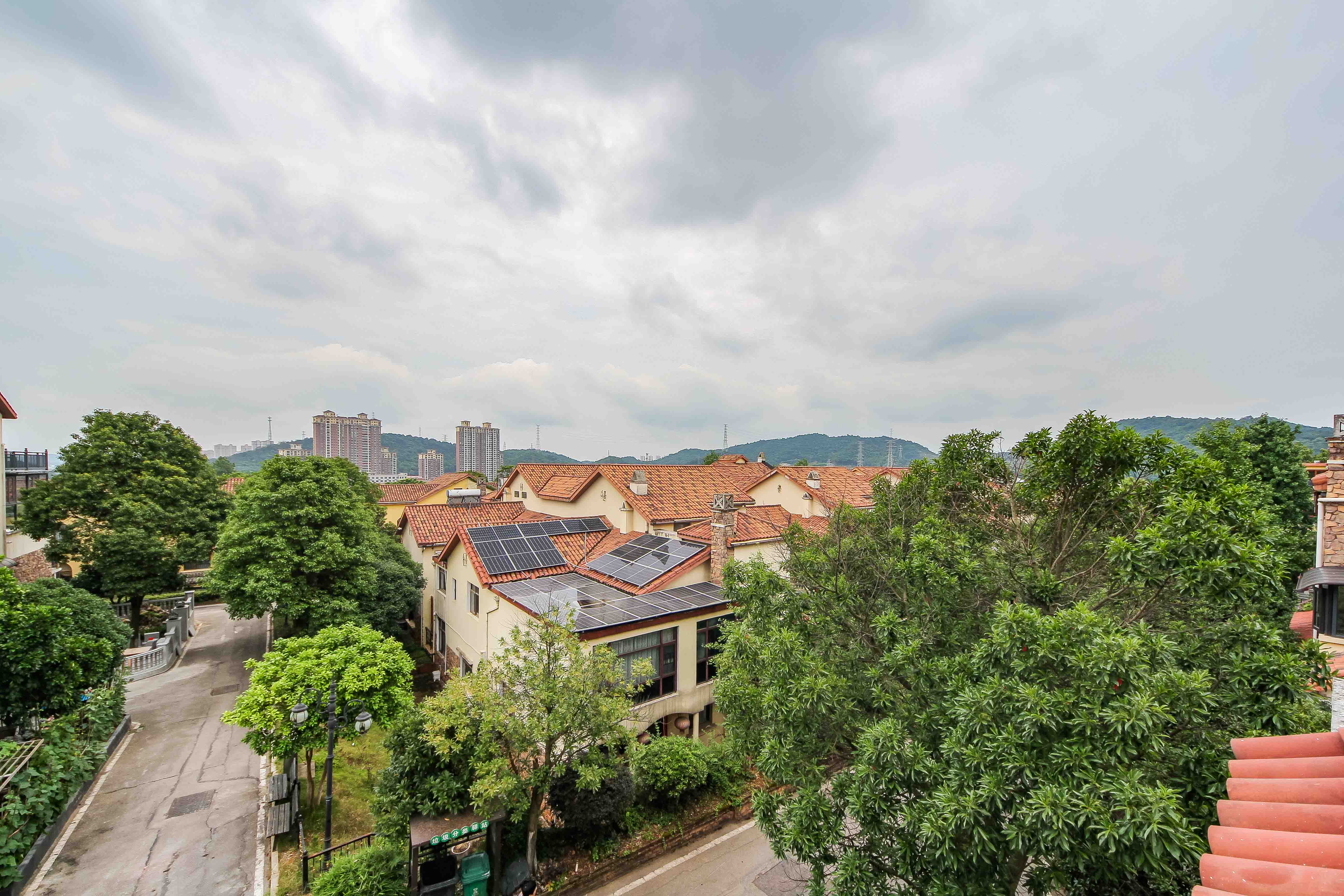 麓山恋迪亚溪谷 6室2厅3卫 328.0万 麓山恋迪亚溪谷 6室2厅3卫 328.0万其他