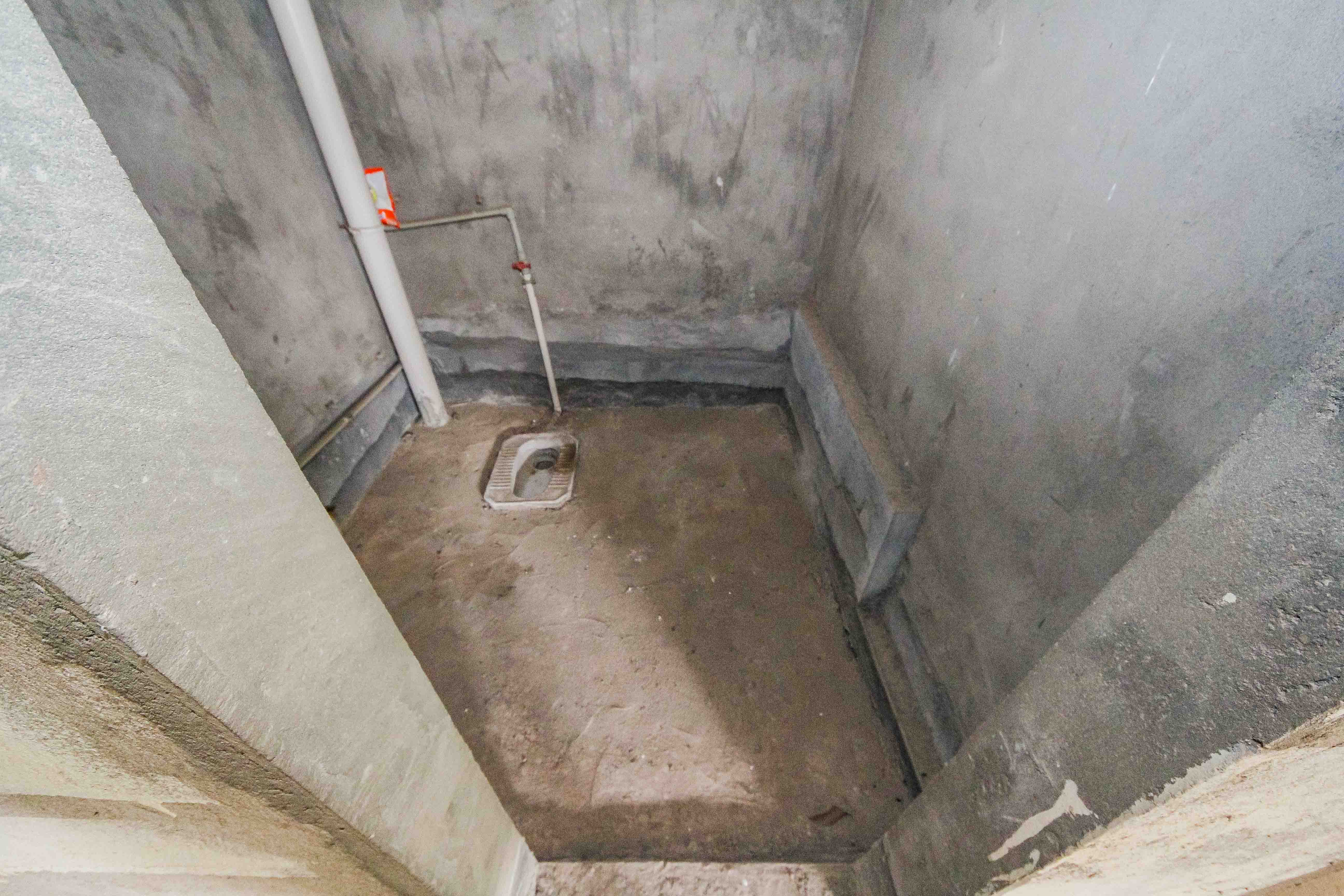 麓山恋迪亚溪谷 6室2厅3卫 328.0万 麓山恋迪亚溪谷 6室2厅3卫 328.0万卫生间