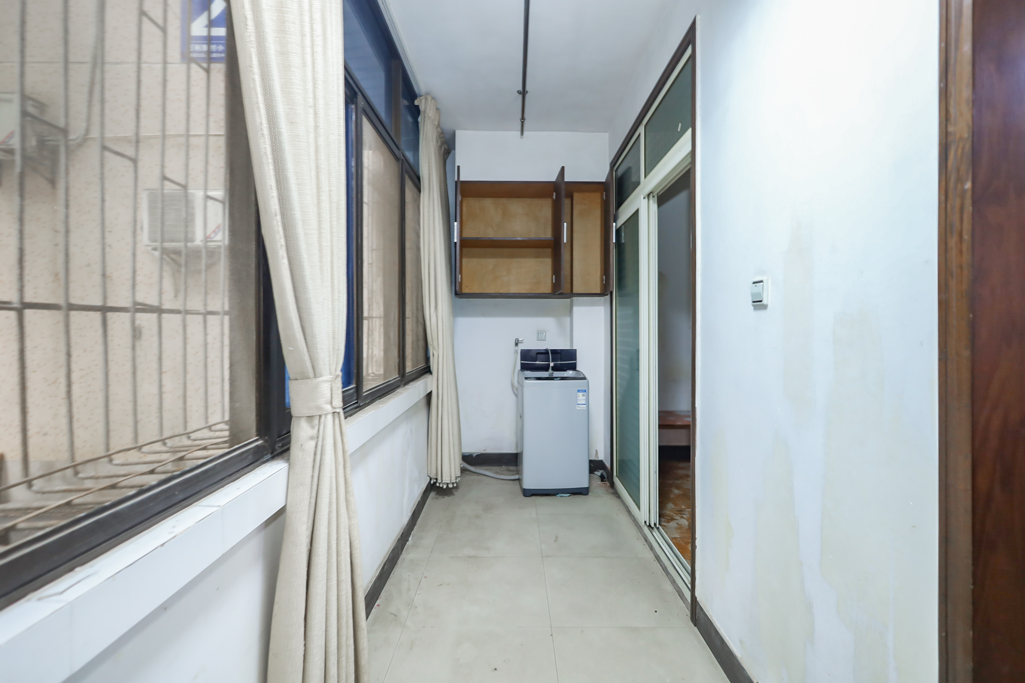 万利新村  2室2厅1卫   72.00万阳台