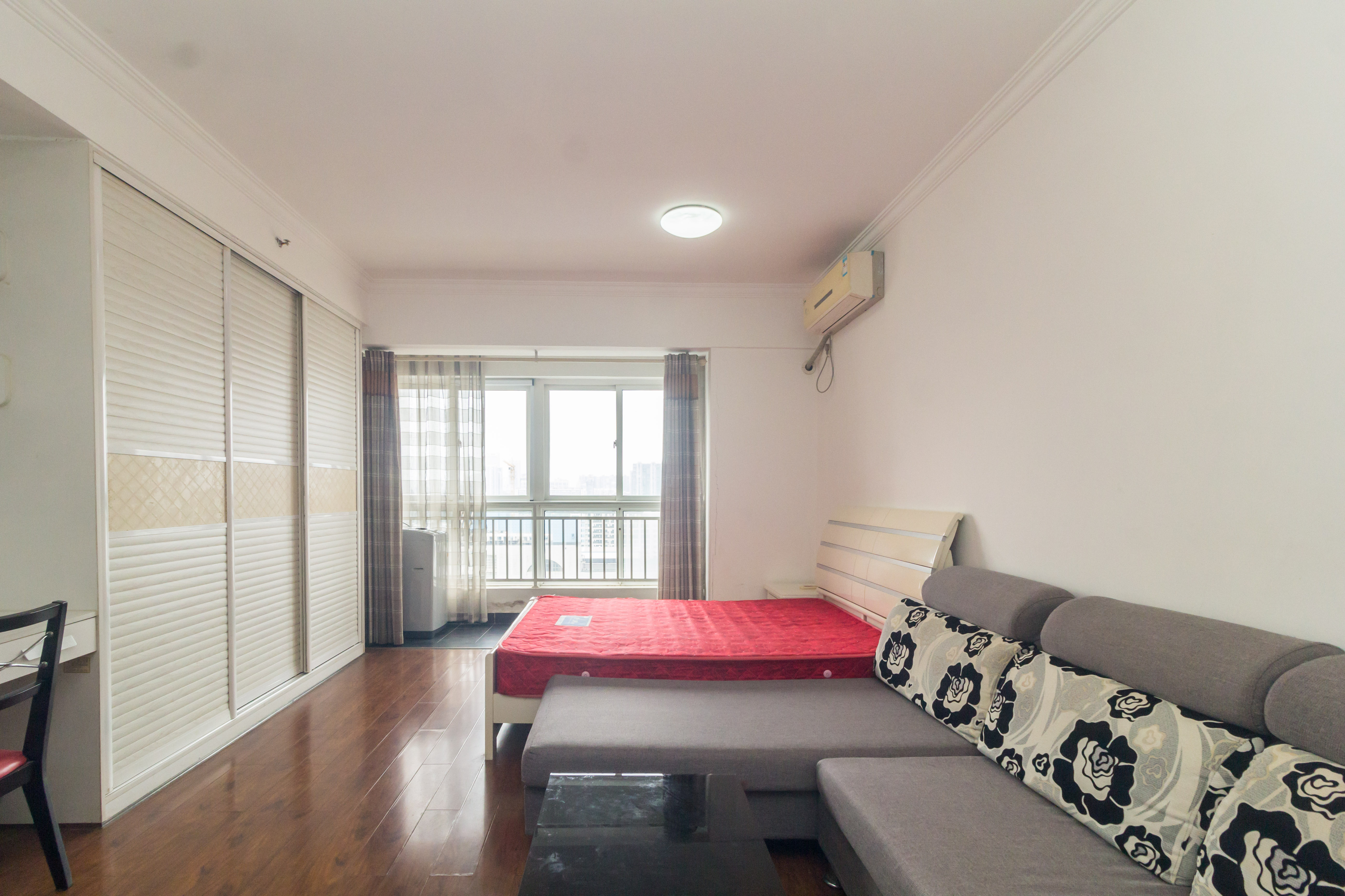 时代星城 1室1厅1卫 22.0万 时代星城 1室1厅1卫 22.0万客厅