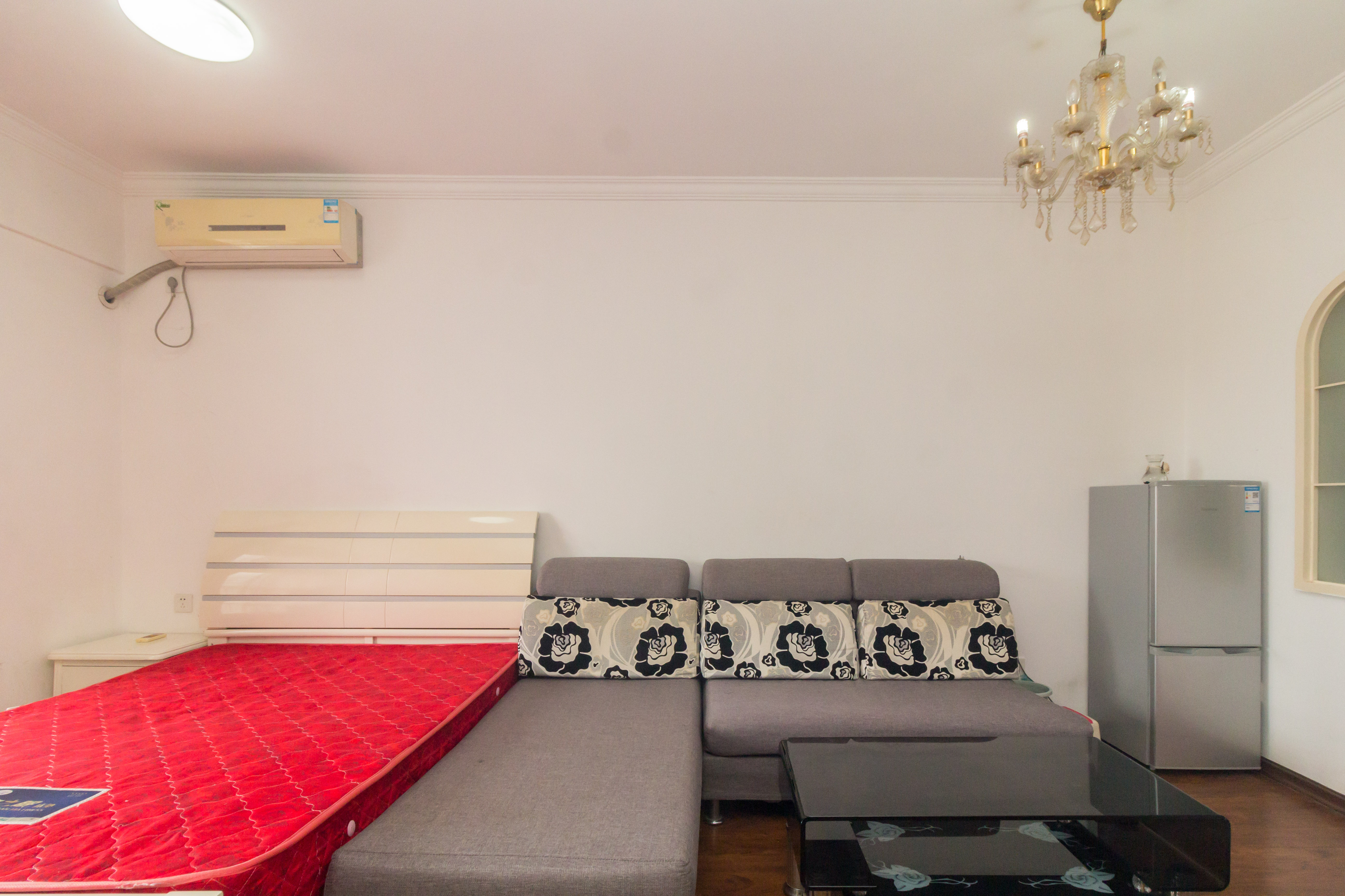 时代星城 1室1厅1卫 22.0万 时代星城 1室1厅1卫 22.0万客厅