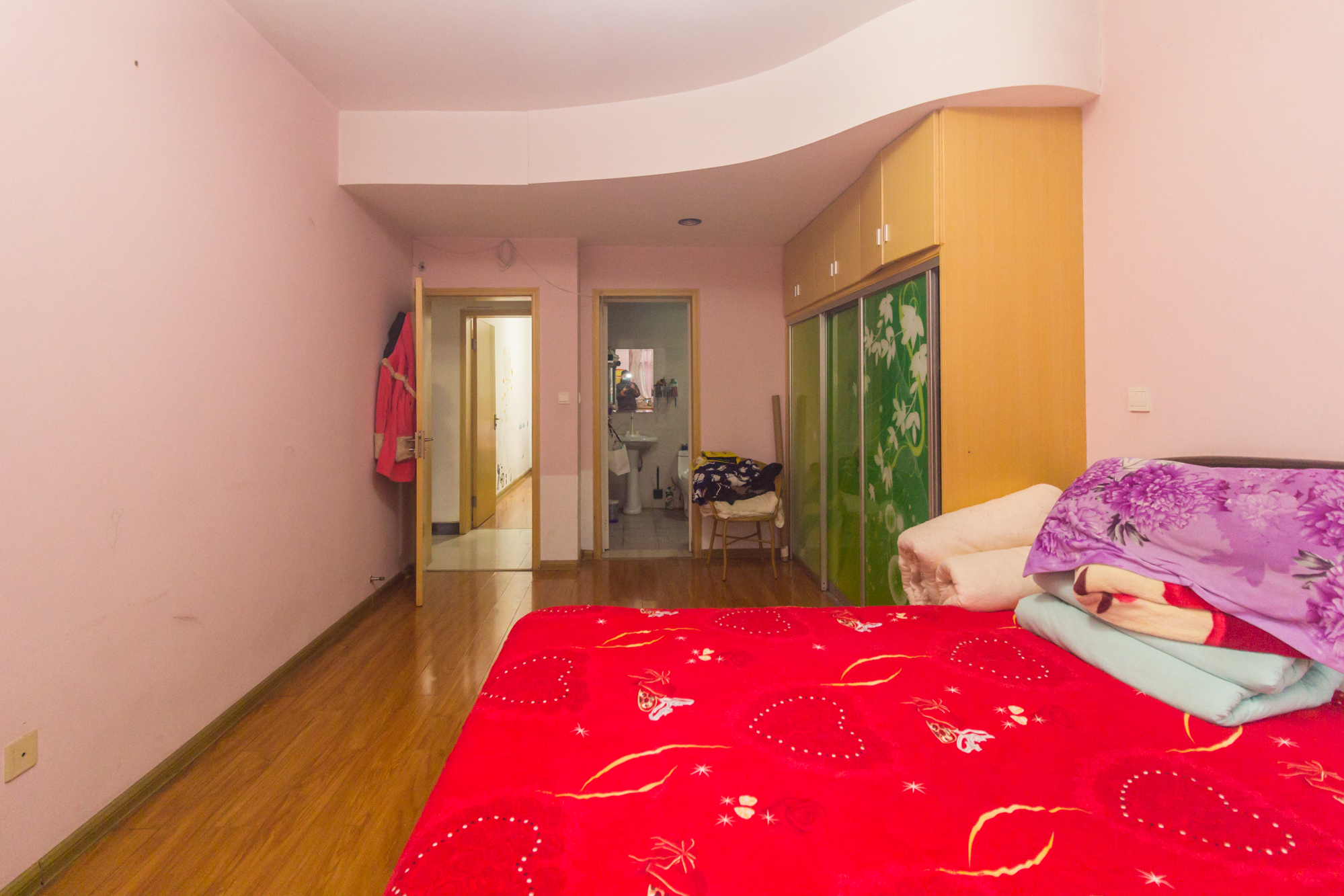 华天LOHO小镇  3室2厅1卫    59.8万 华天LOHO小镇  3室2厅1卫    59.8万卧室