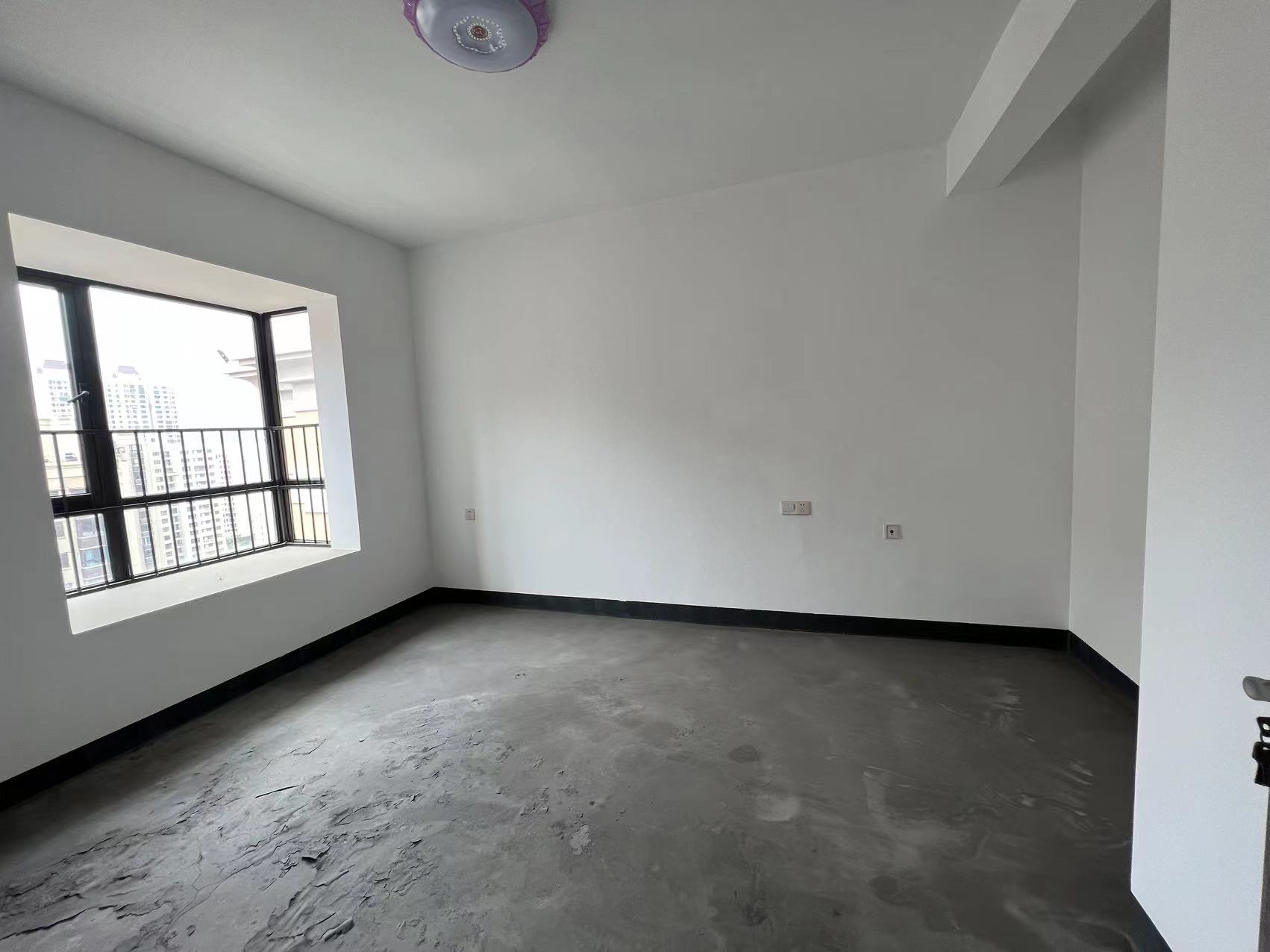 康桥美郡 3室2厅2卫 55.0万 康桥美郡 3室2厅2卫 55.0万室内图