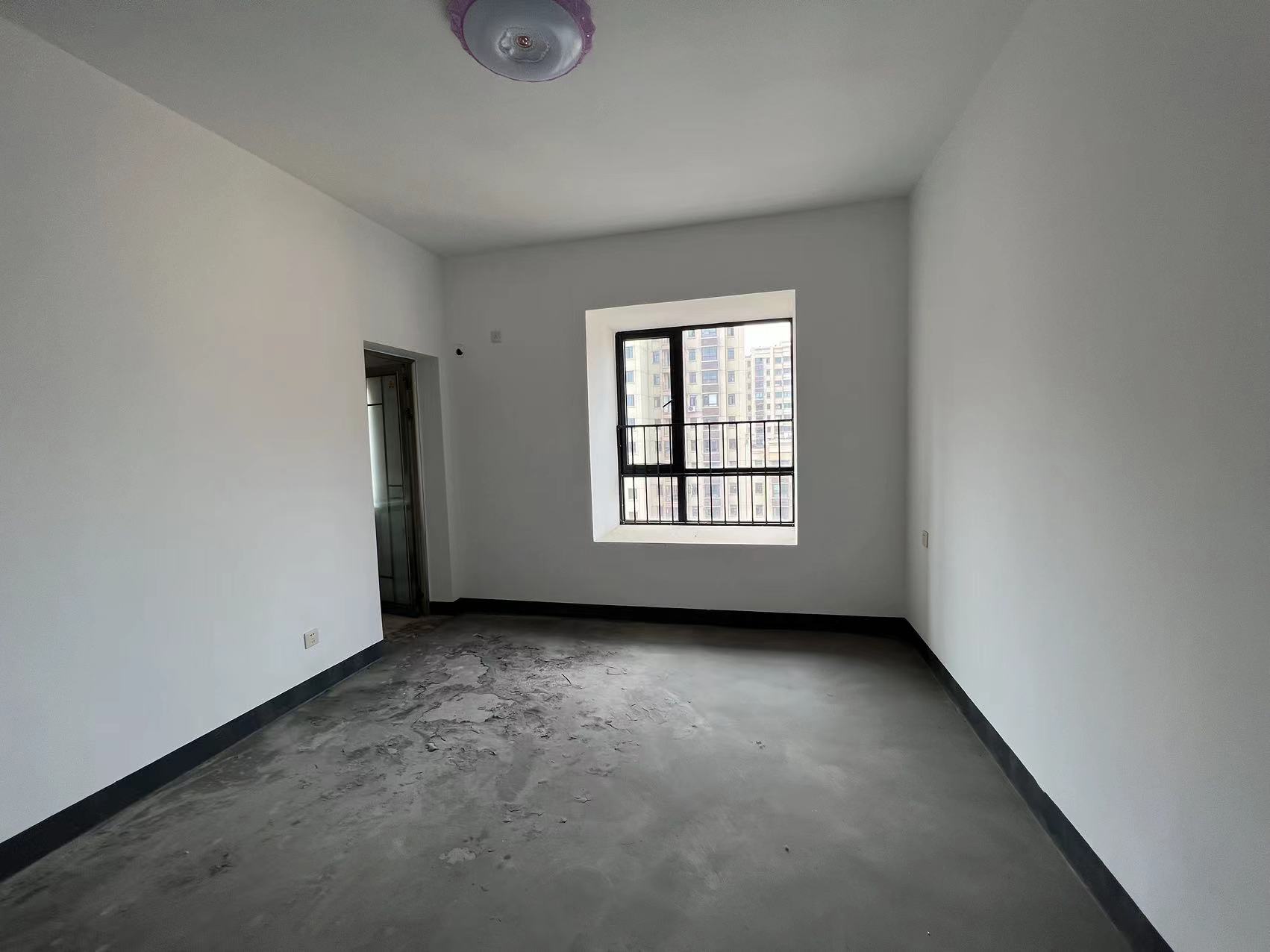 康桥美郡 3室2厅2卫 55.0万 康桥美郡 3室2厅2卫 55.0万室内图