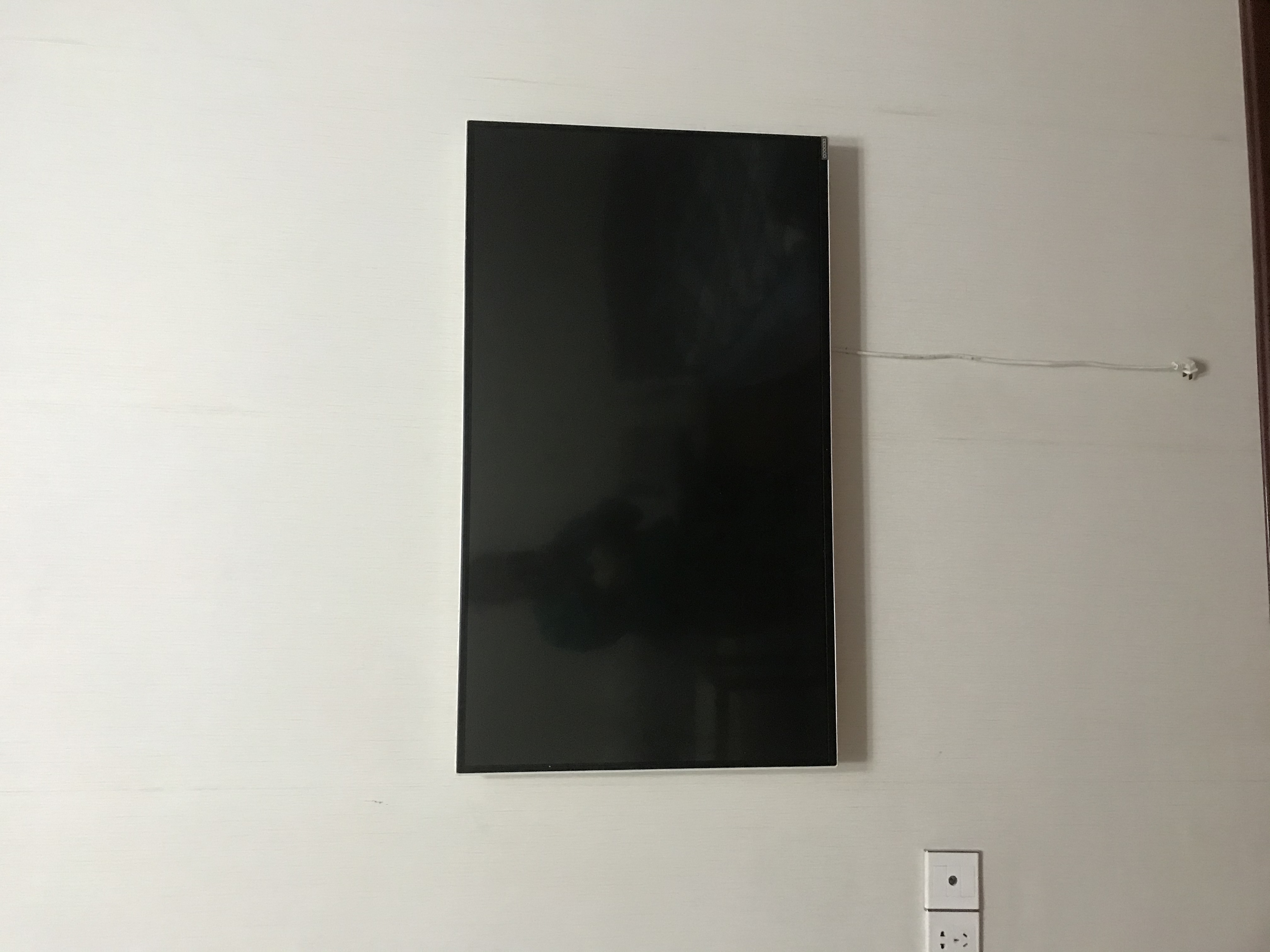 西湖公寓  1室1厅1卫   1200.00元/月室内图1