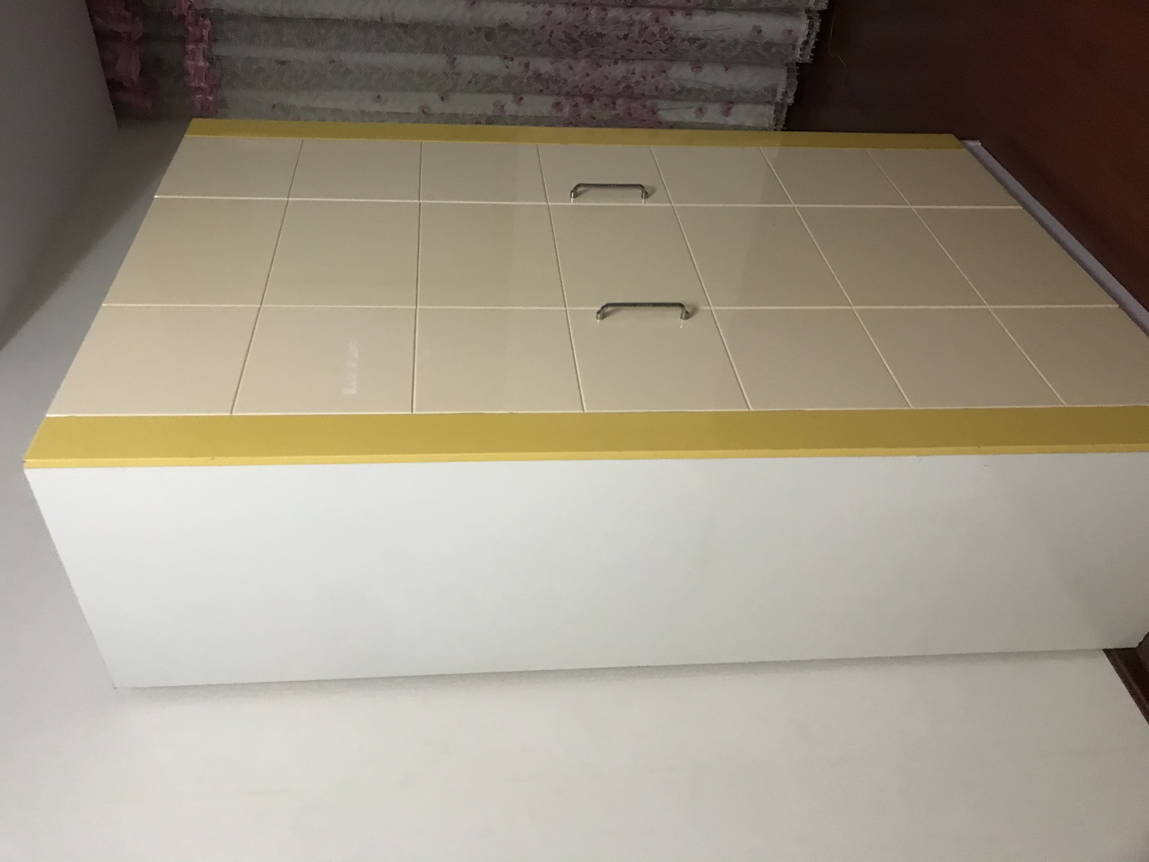 西湖公寓  1室1厅1卫   1200.00元/月室内图