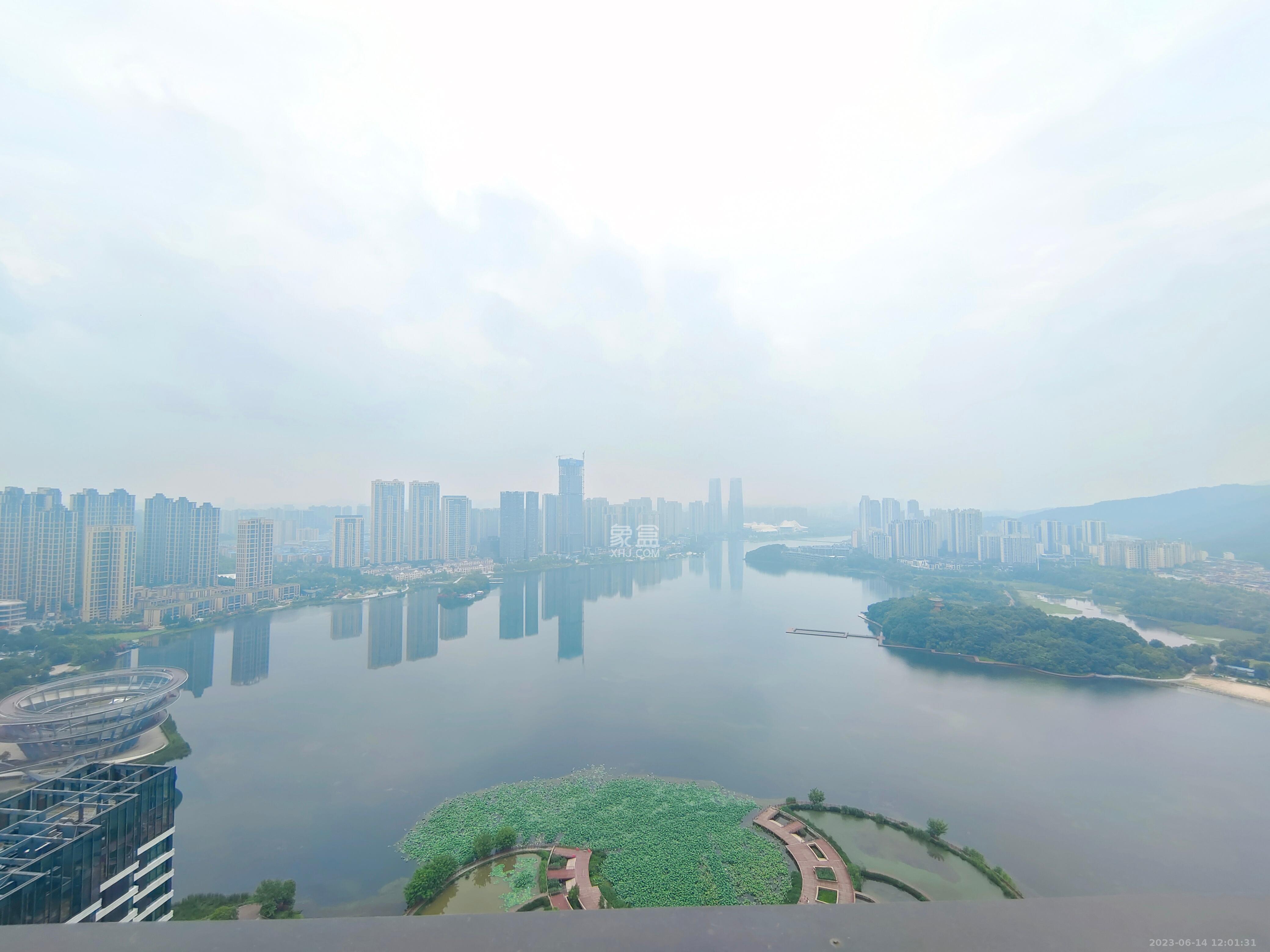 卓越浅水湾  4室2厅3卫   6000.00元/月室内图1