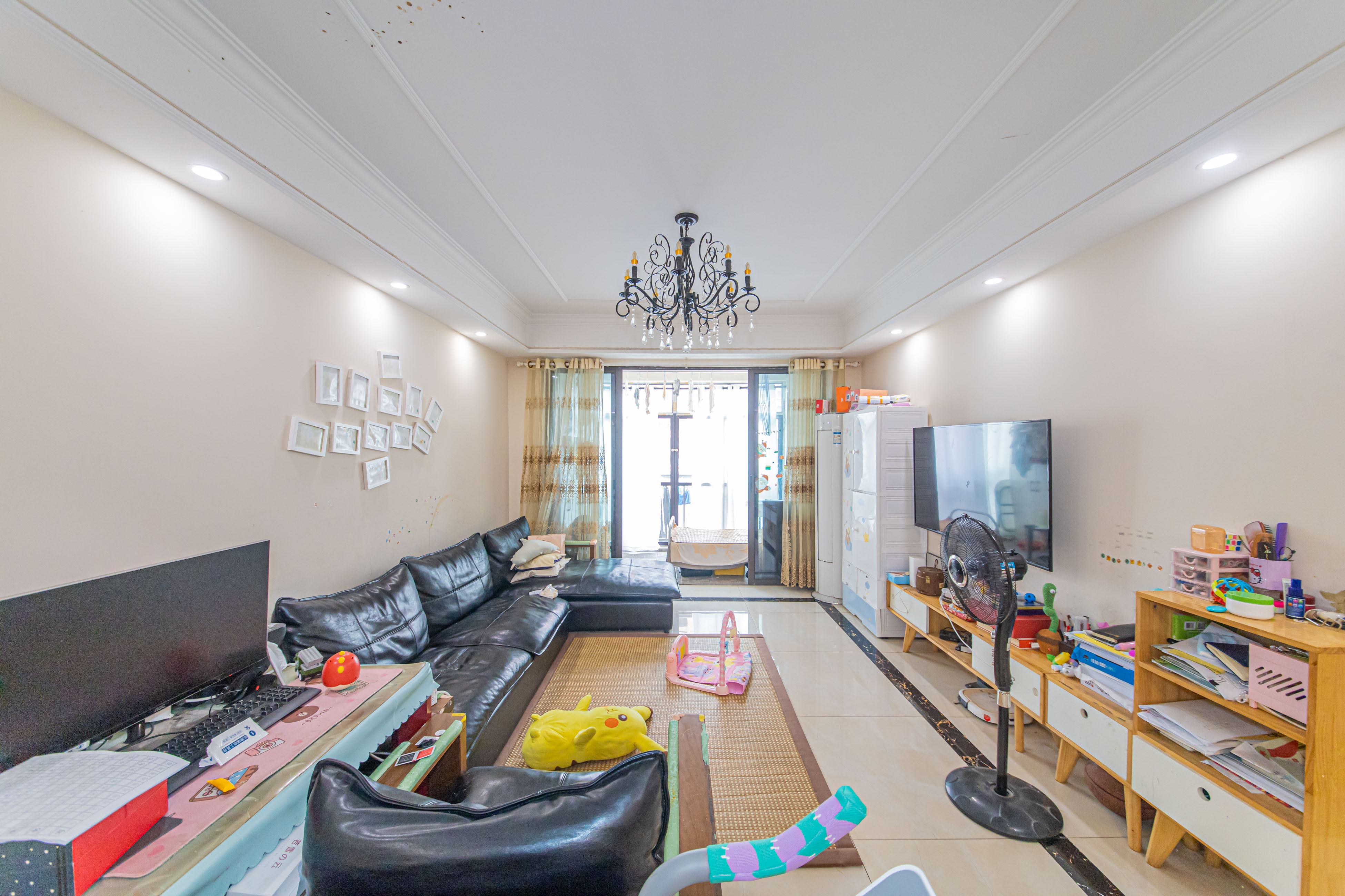 鑫远和城(一、二期) 2室2厅1卫 96.0万 鑫远和城(一、二期) 2室2厅1卫 96.0万客厅