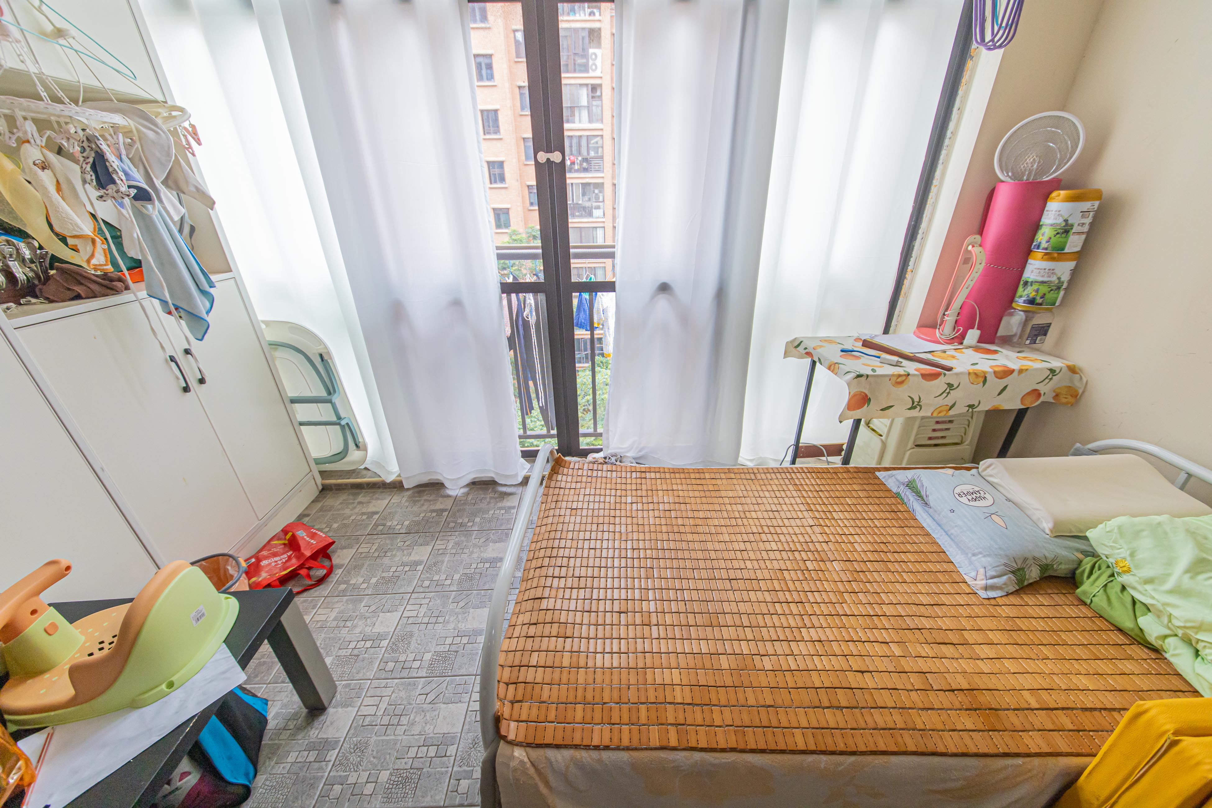 鑫远和城(一、二期) 2室2厅1卫 96.0万 鑫远和城(一、二期) 2室2厅1卫 96.0万阳台