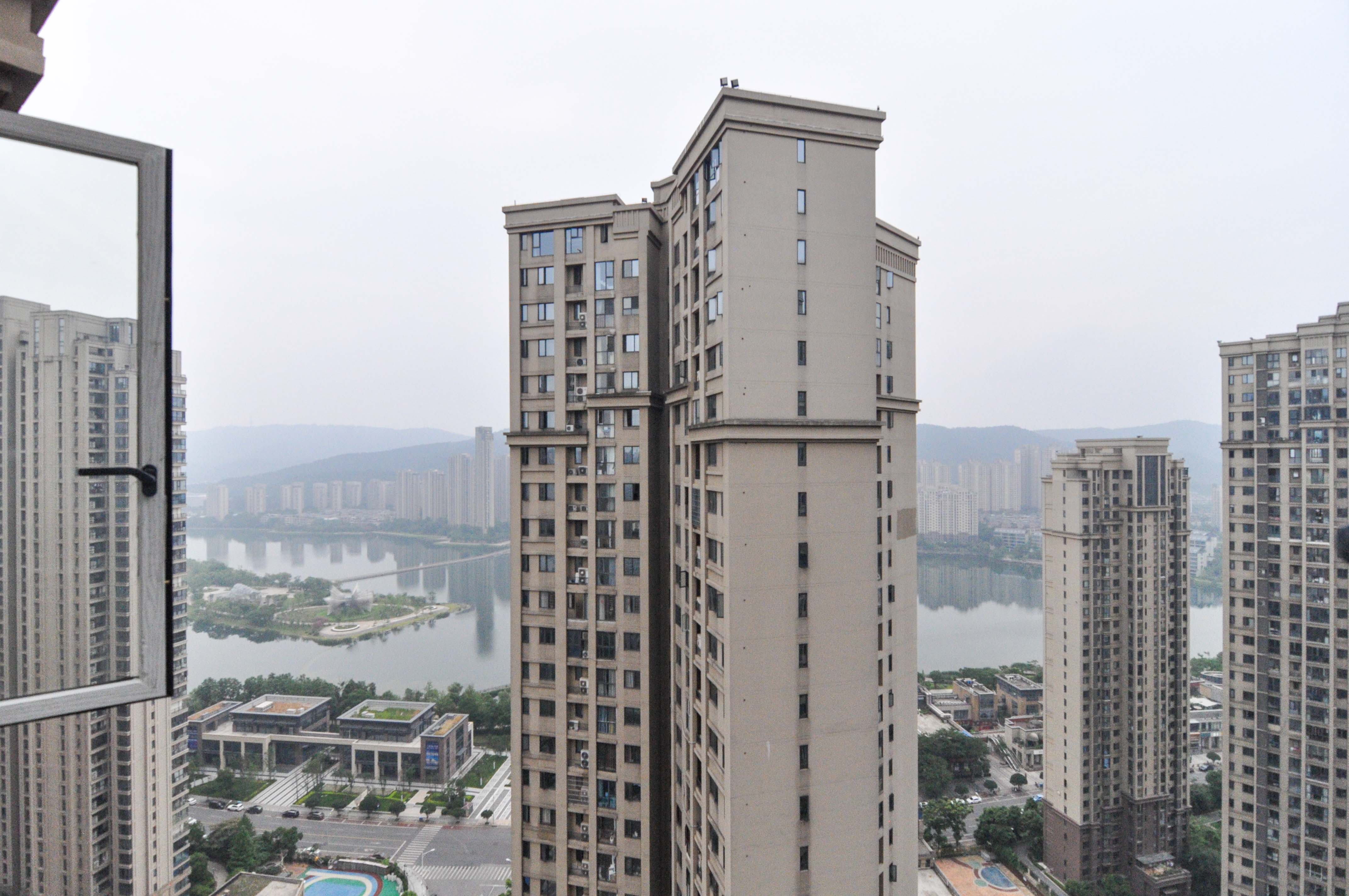 中建梅溪湖中心  3室2厅1卫    162.0万其他