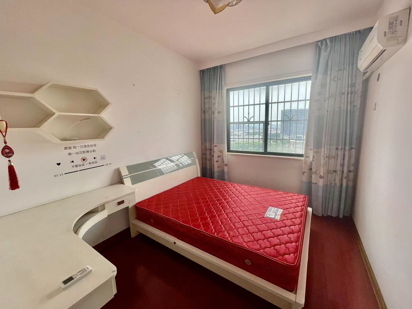 香山美境  2室2厅1卫   52.80万 香山美境  2室2厅1卫   52.80万室内图