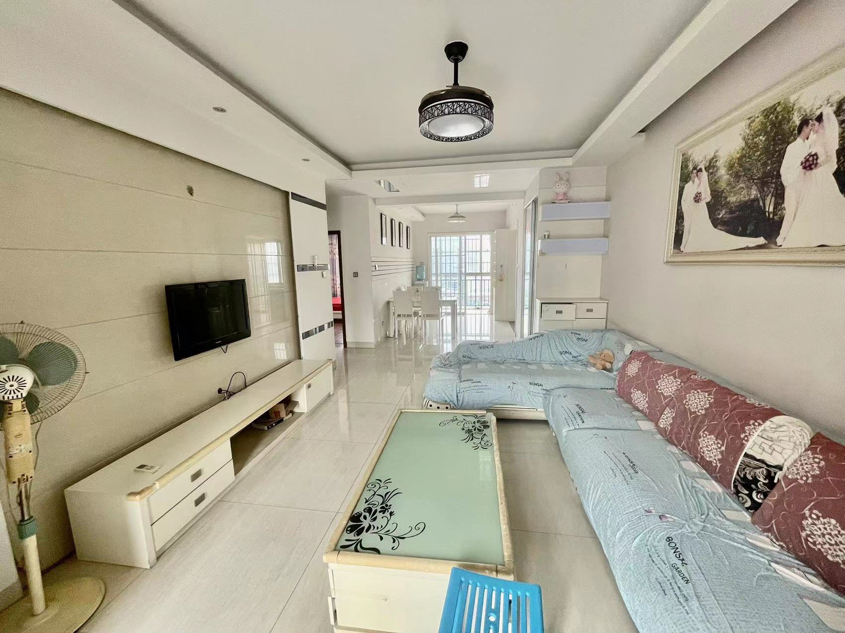 香山美境  2室2厅1卫   52.80万 香山美境  2室2厅1卫   52.80万室内图