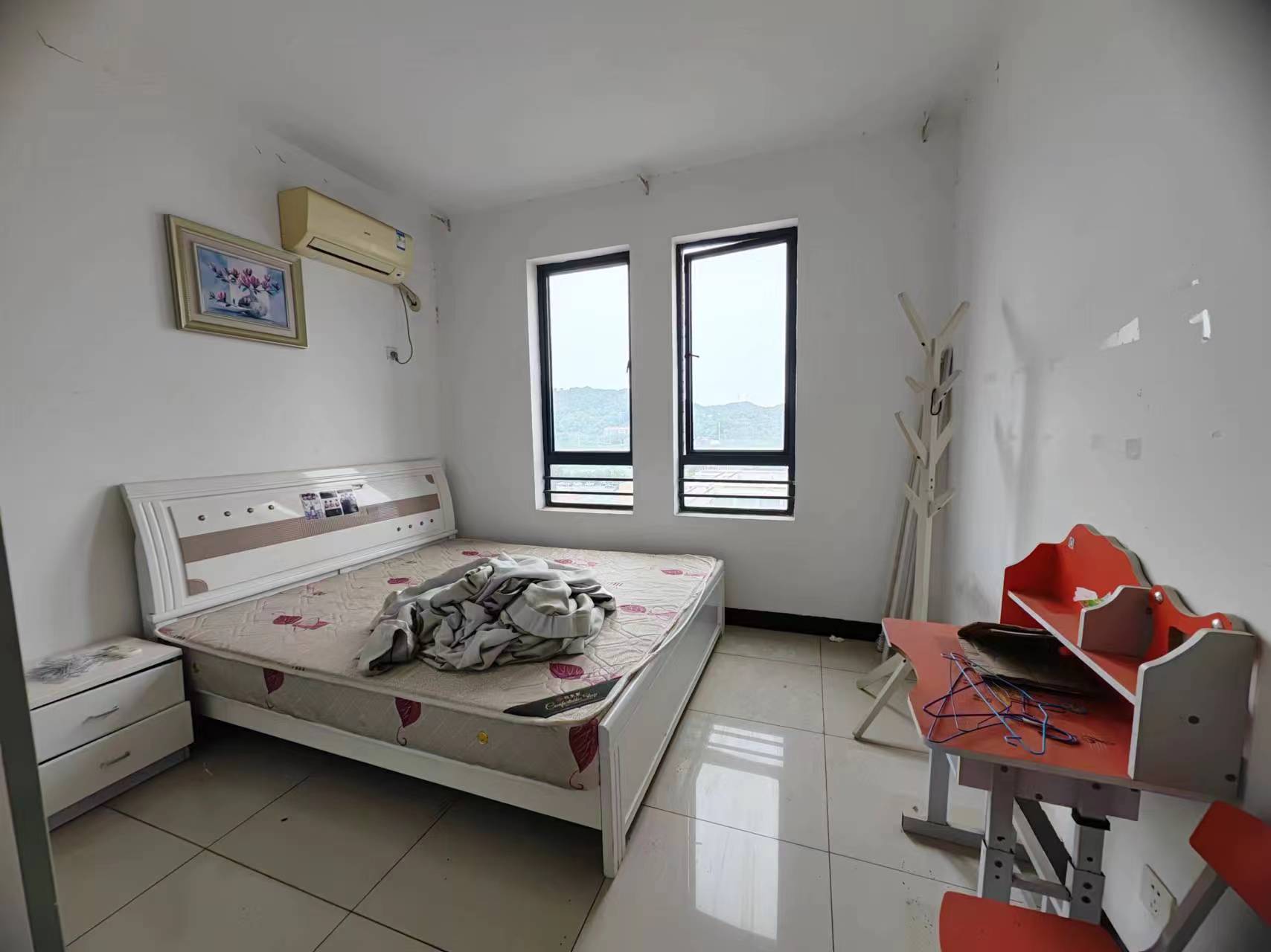 尚格名城香榭丽舍  3室2厅1卫    65.0万 尚格名城香榭丽舍  3室2厅1卫    65.0万室内图