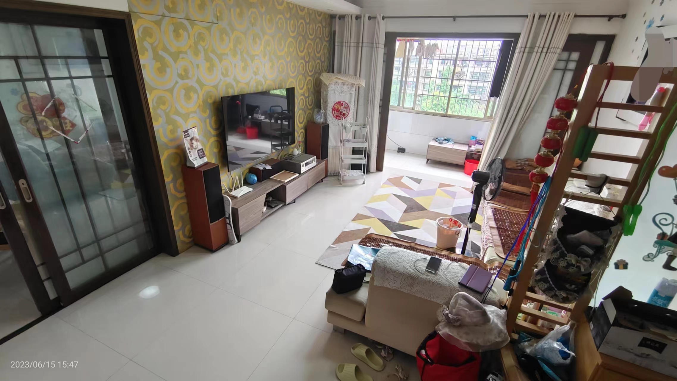 沁园三期春景苑 3室2厅2卫 45.0万 沁园三期春景苑 3室2厅2卫 45.0万客厅