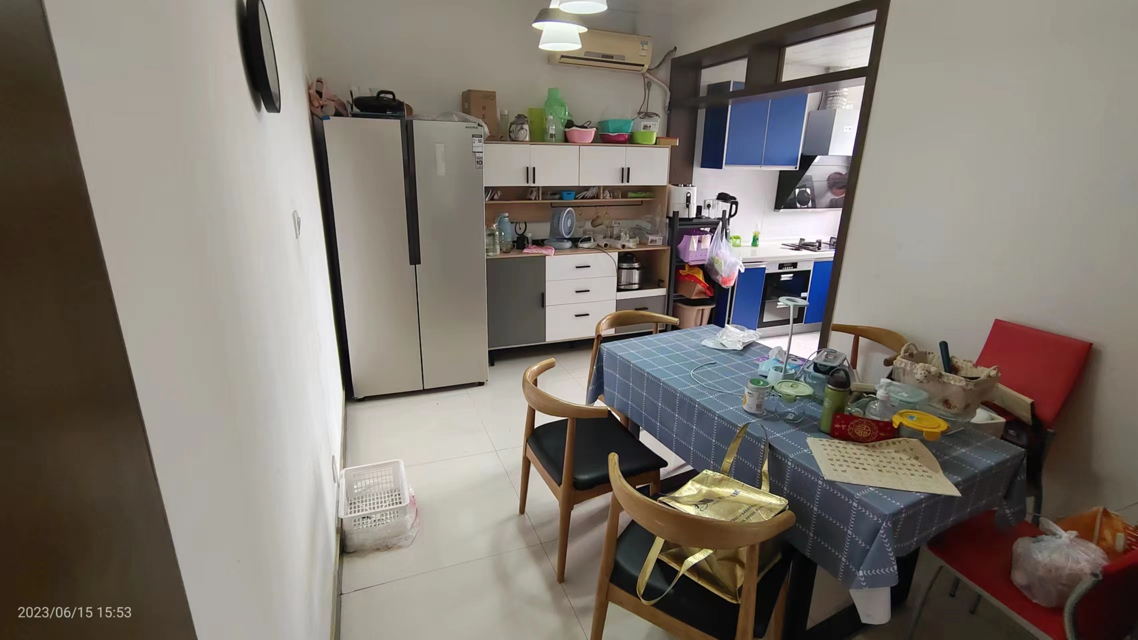 沁园三期春景苑 3室2厅2卫 45.0万 沁园三期春景苑 3室2厅2卫 45.0万客厅