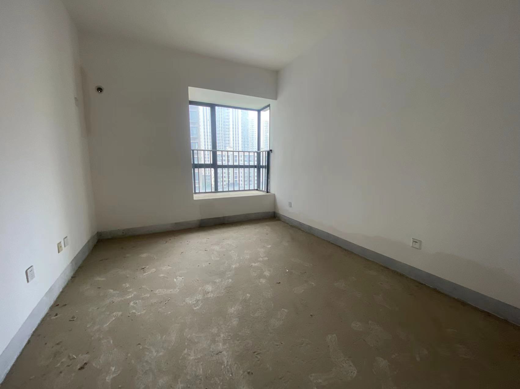 山水洲城华晨第一城 2室2厅1卫 48.0万 山水洲城华晨第一城 2室2厅1卫 48.0万室内图